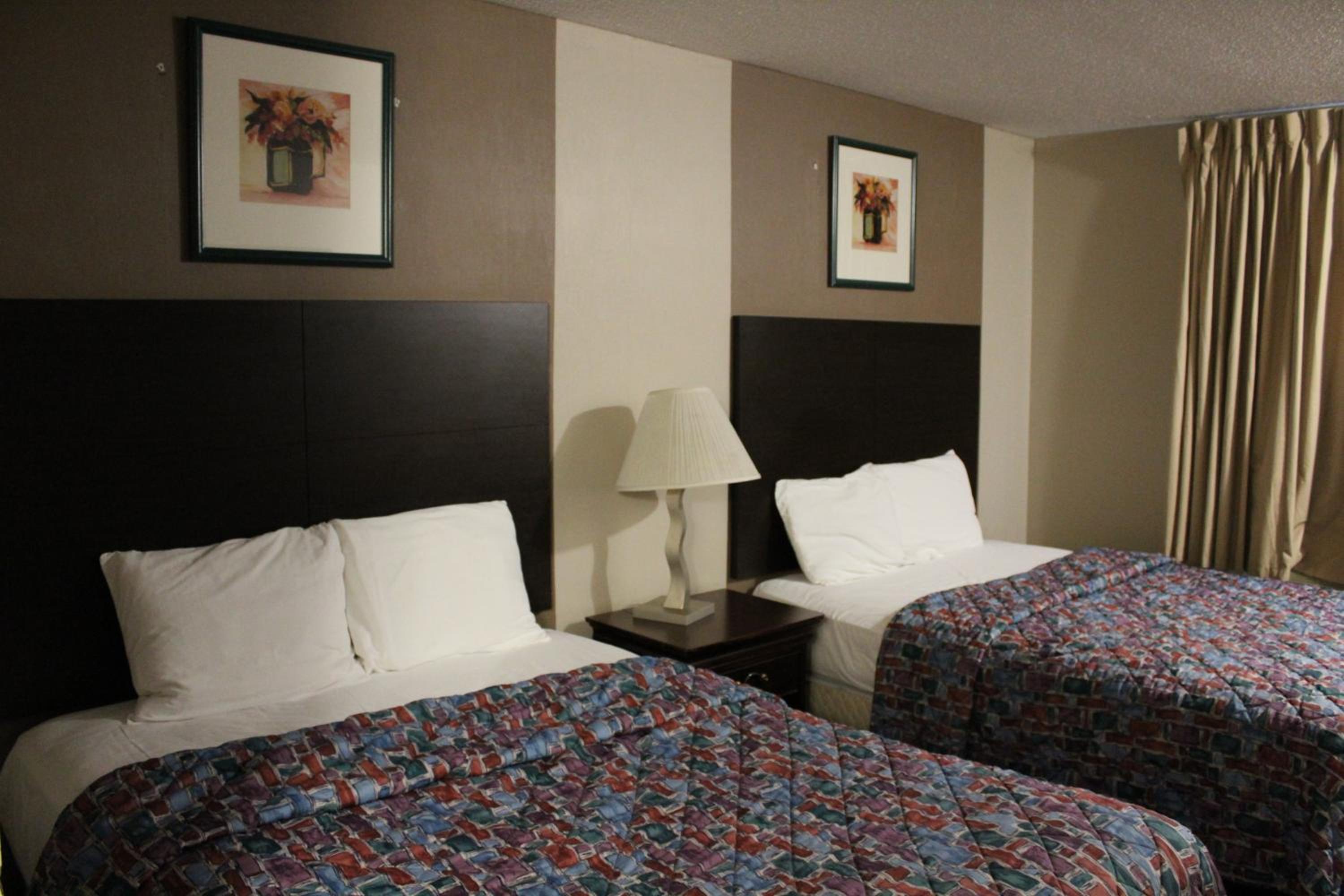 Double Room with Two Double Beds - Non-Smoking - Photo 7