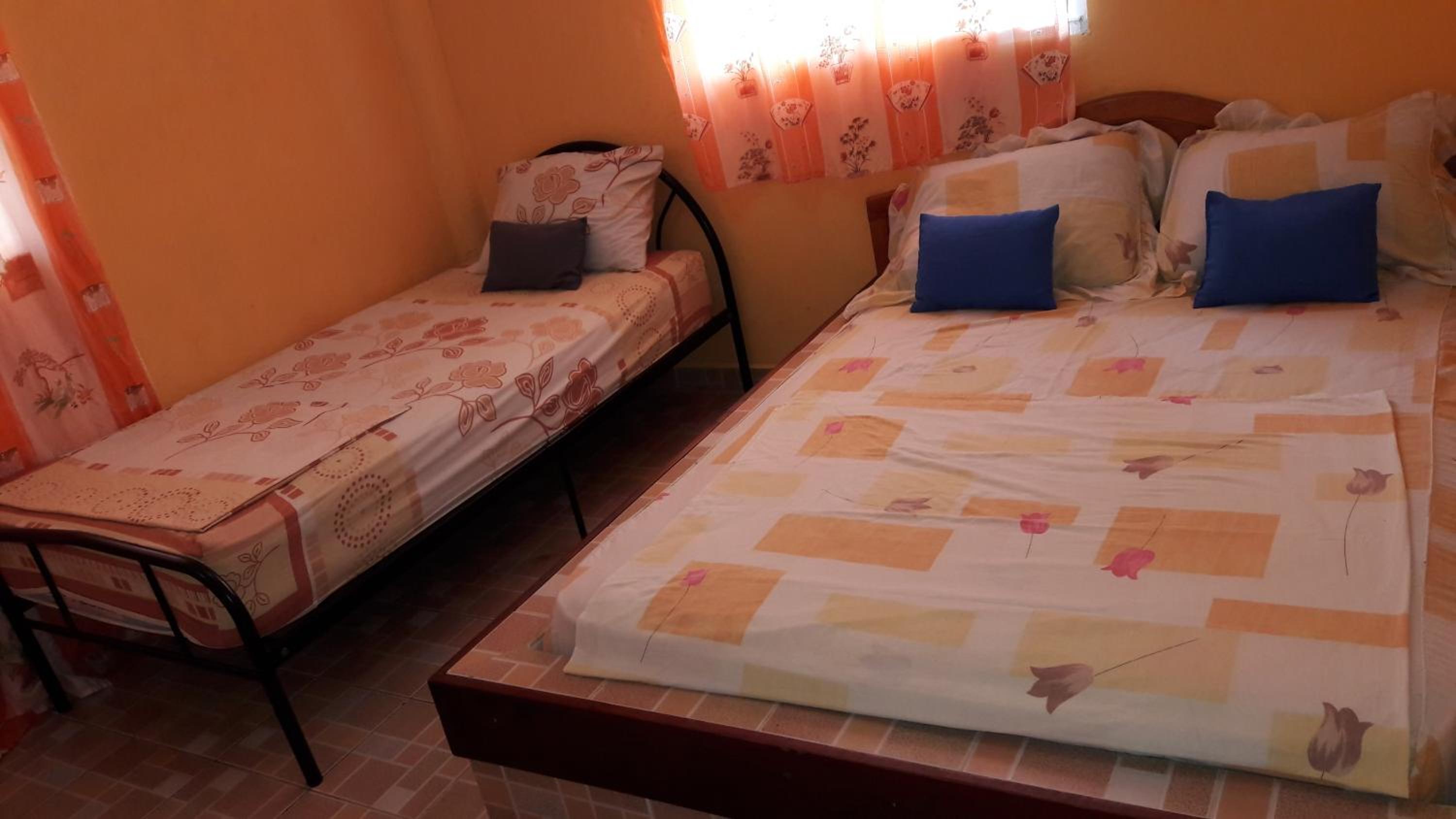 Basic Triple Room photo 1