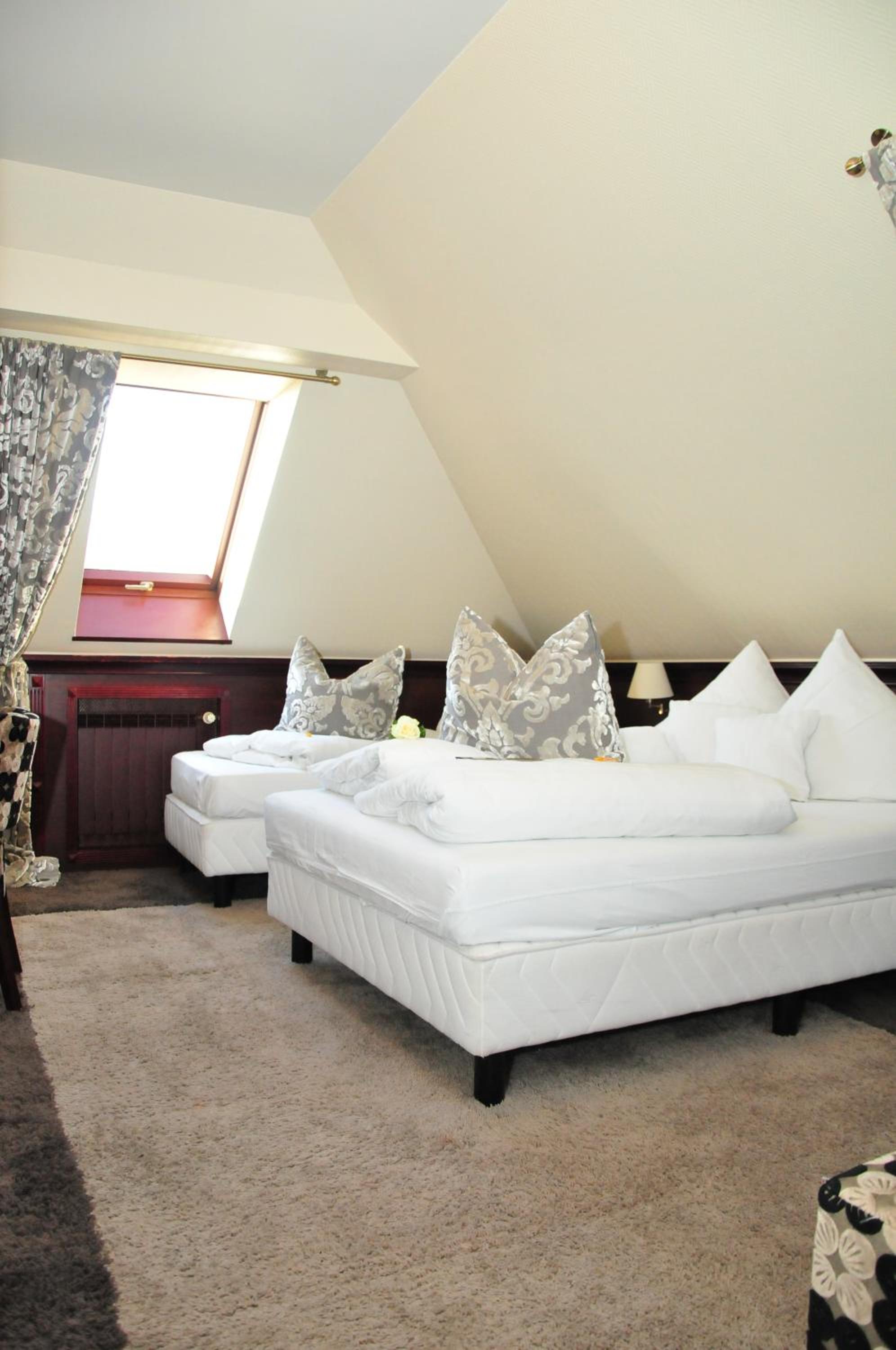 Triple Room - Photo 2