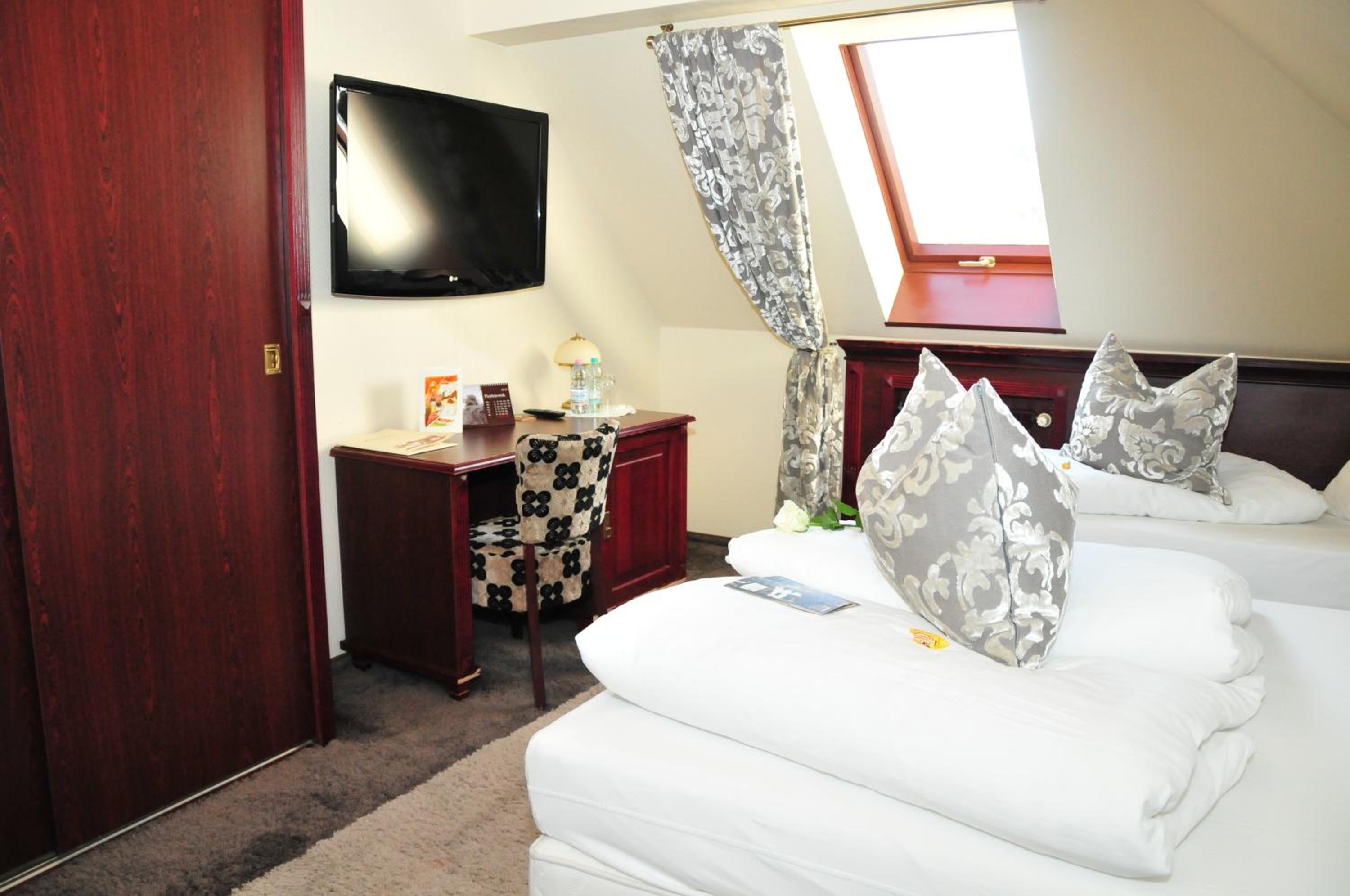 Triple Room - Photo 6