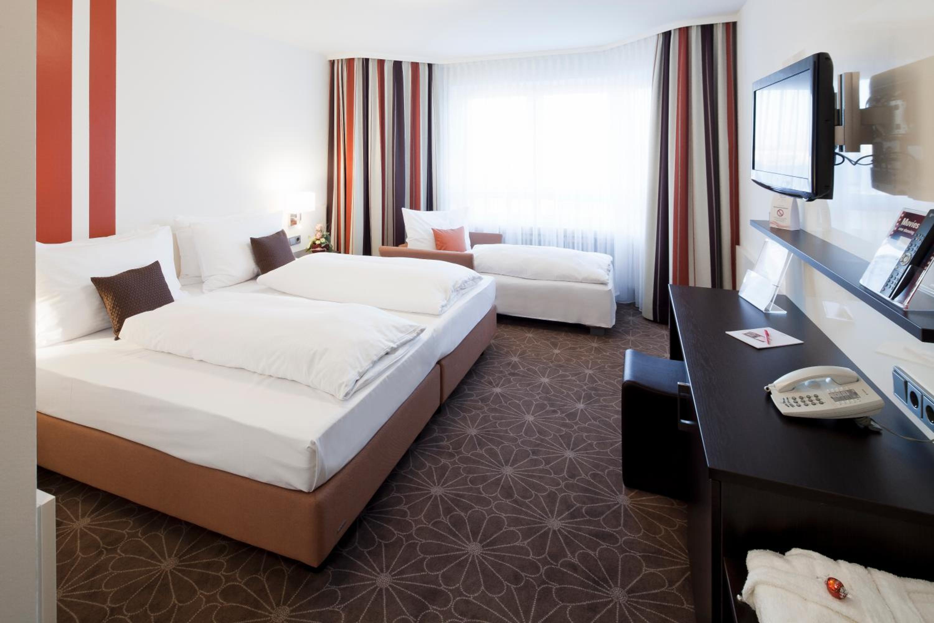 Business Triple Room photo 1