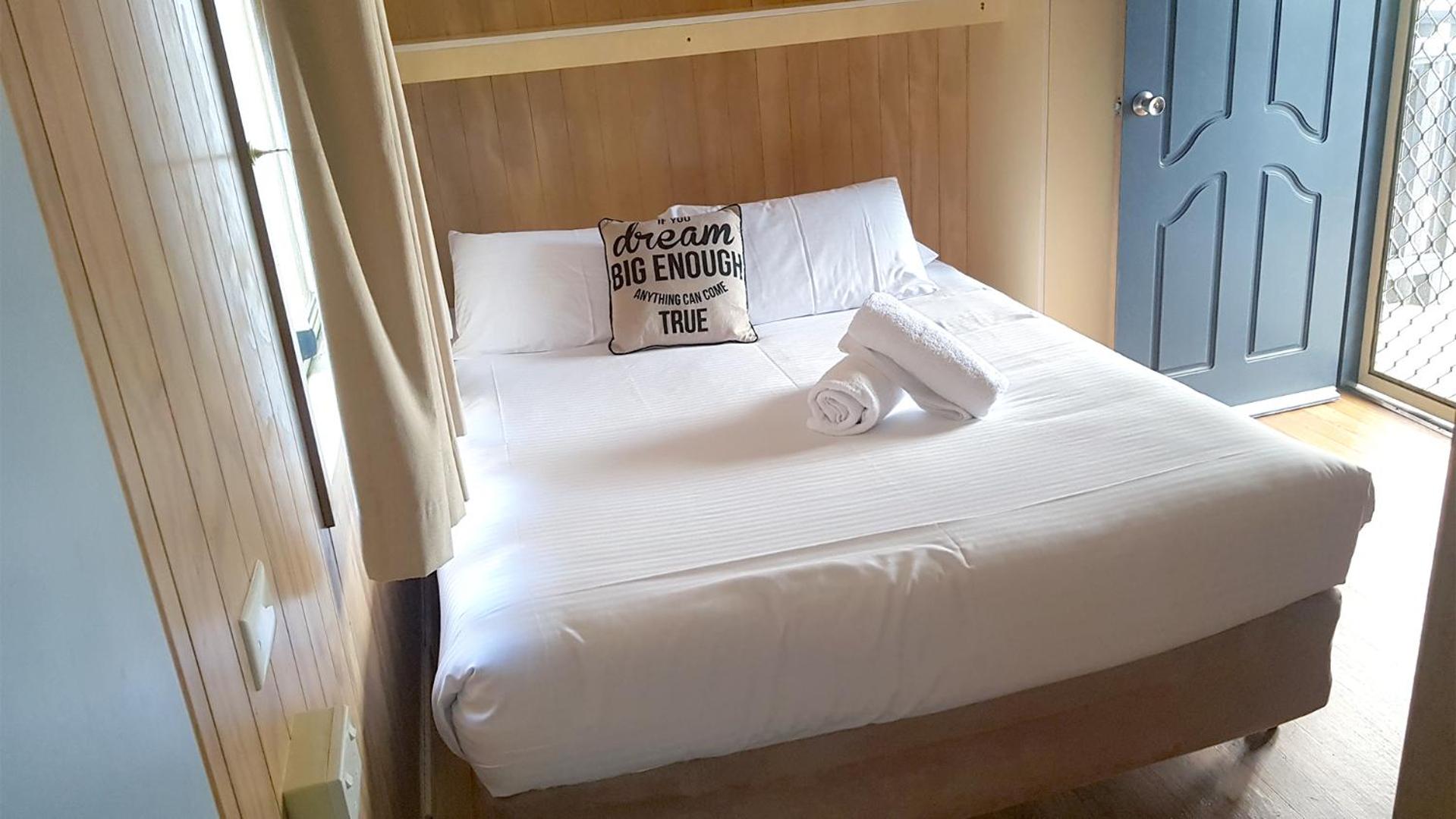 Economy Poolside Motel Room - Not Pet Friendly photo 1