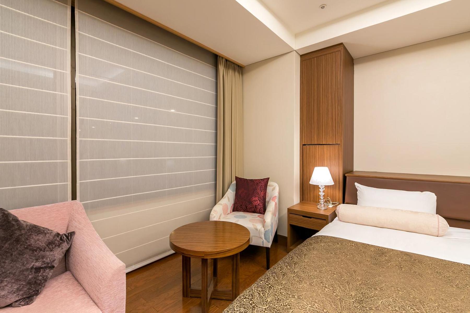 Double Room - Non-Smoking  - Photo 3