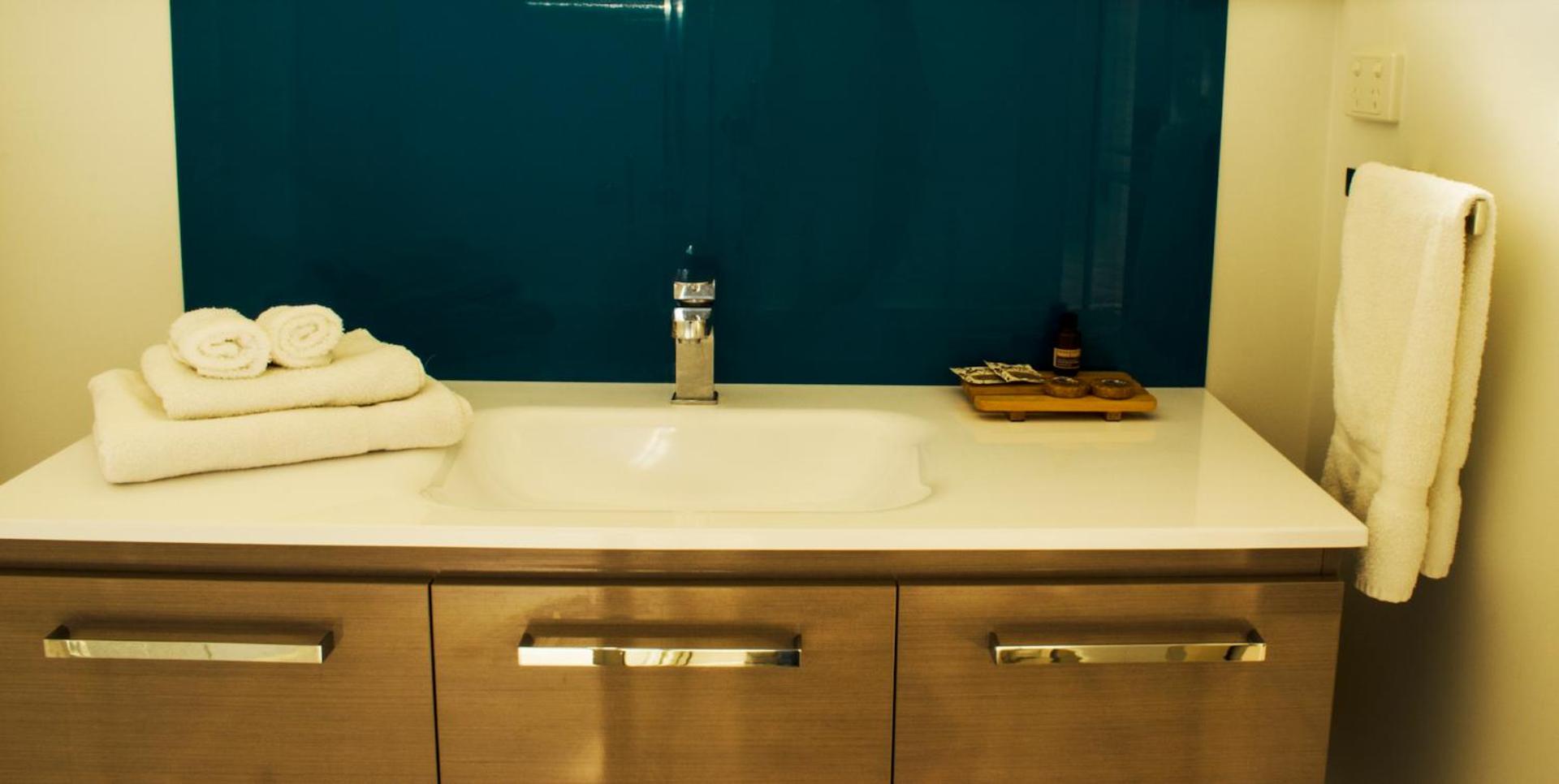 Apartment With Shared Bathroom photo 3