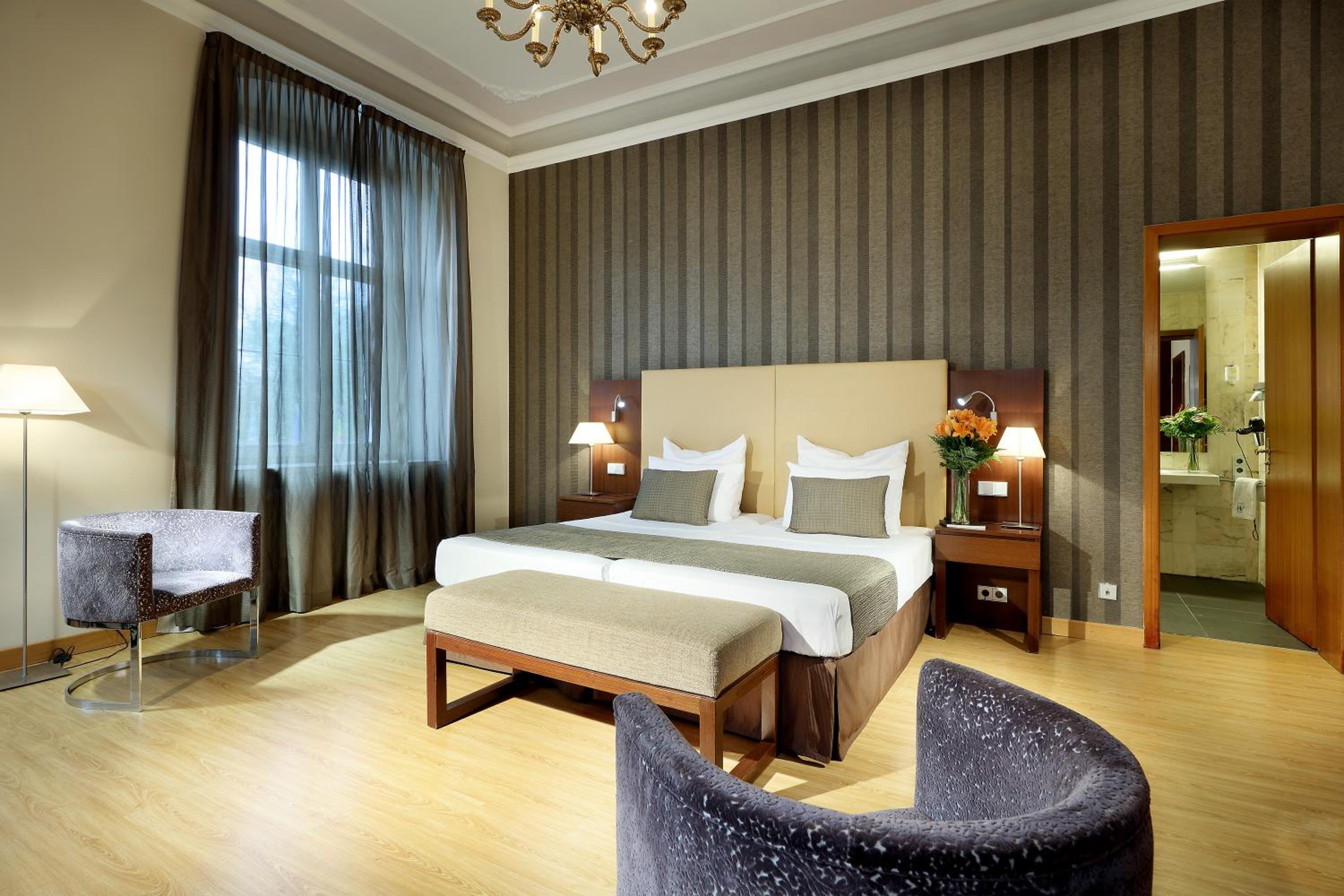 Junior Suite - Photo 1