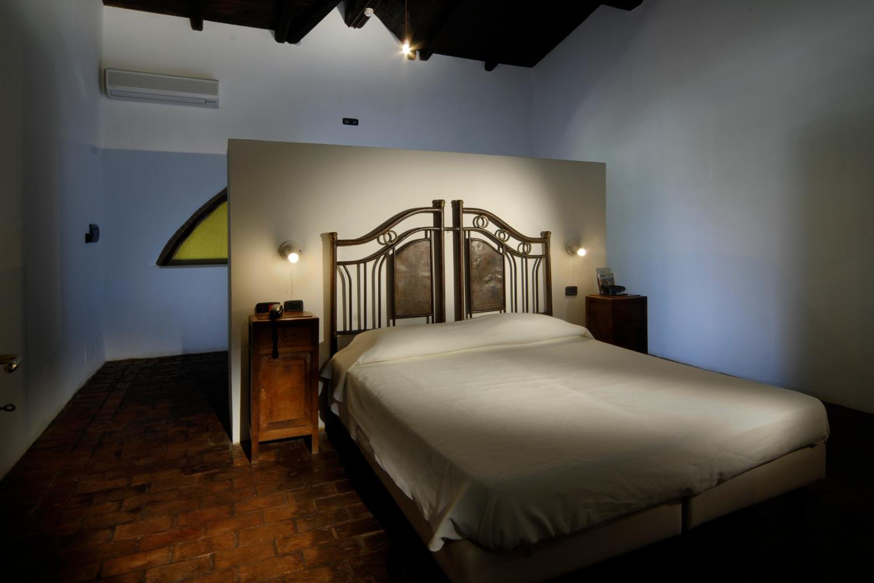 Junior Suite - Separate Building - Photo 4