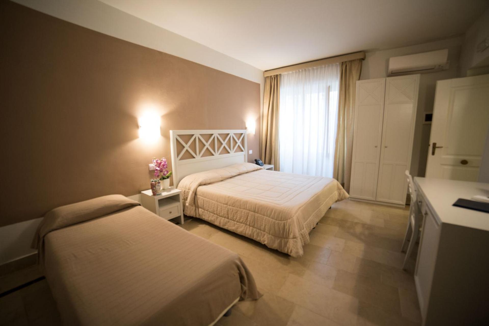 Superior Double Room - Photo 6