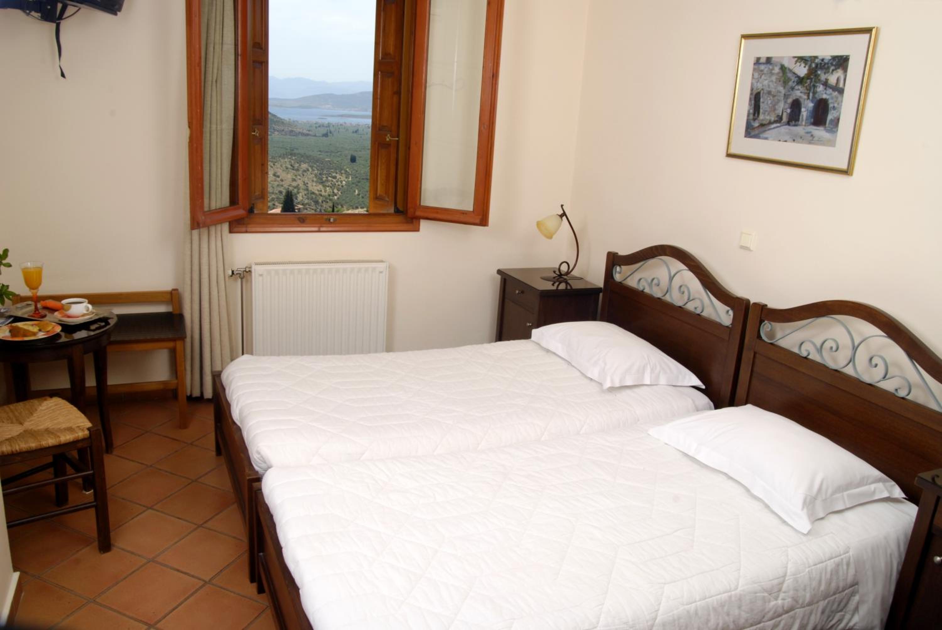 Budget Twin Room photo 2
