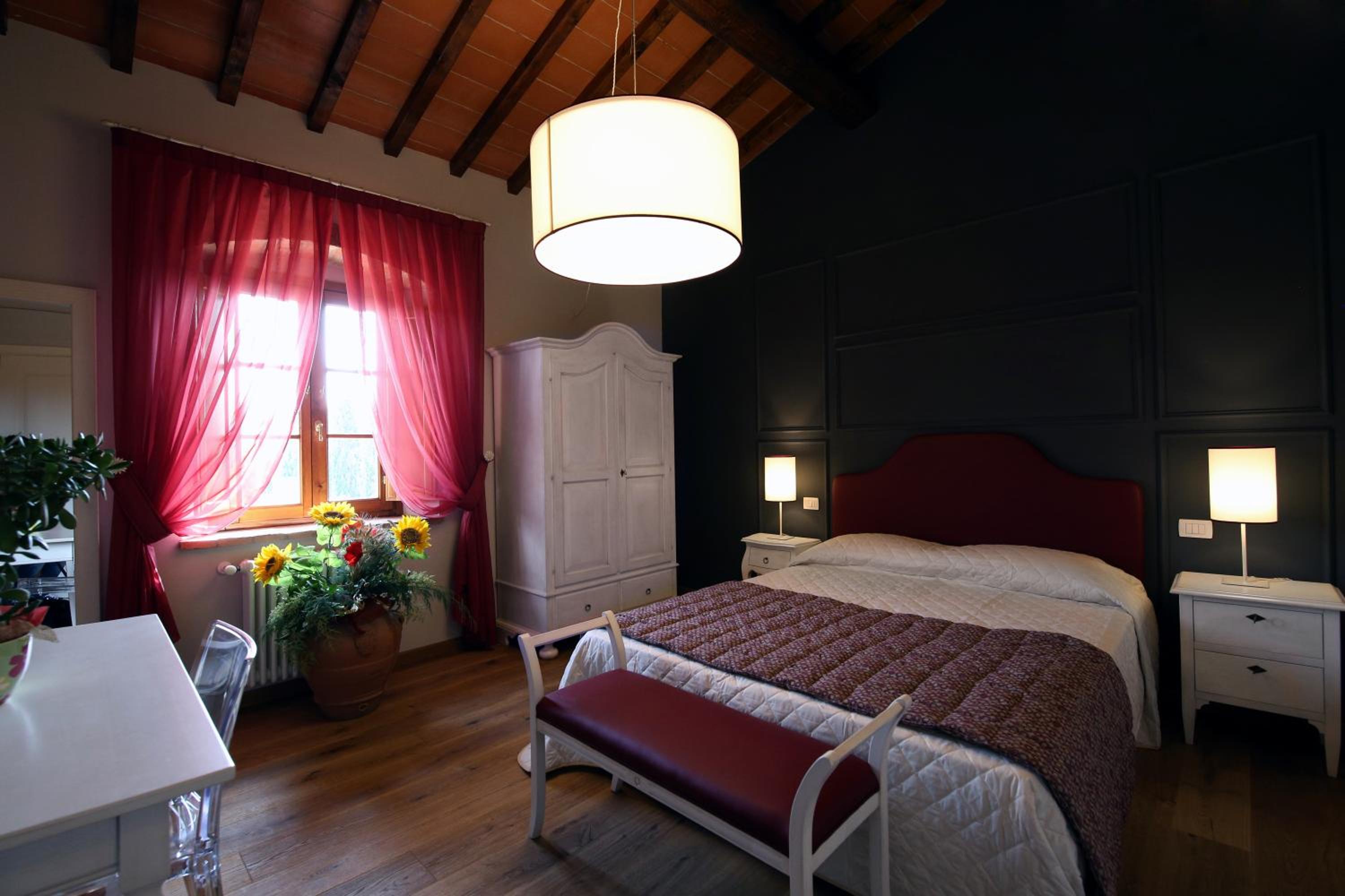 Superior Queen Room photo 1