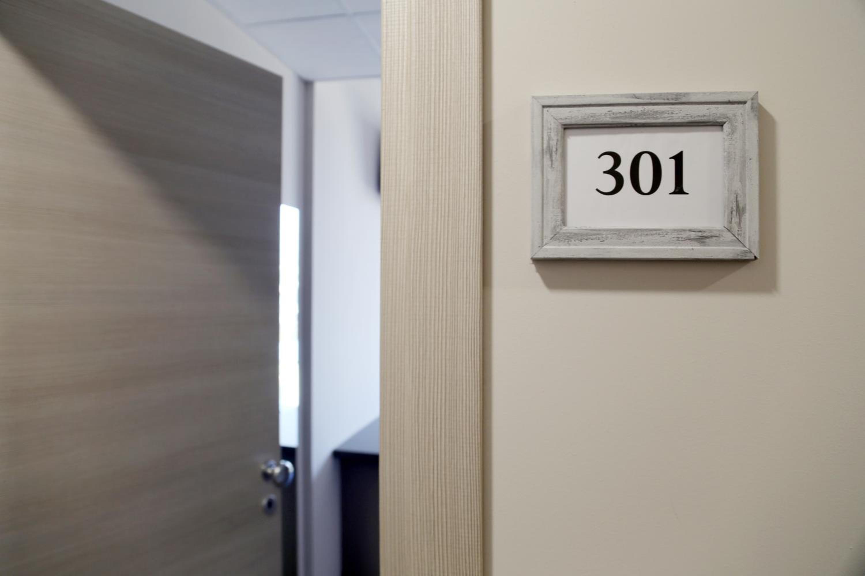 Double Room - Photo 1