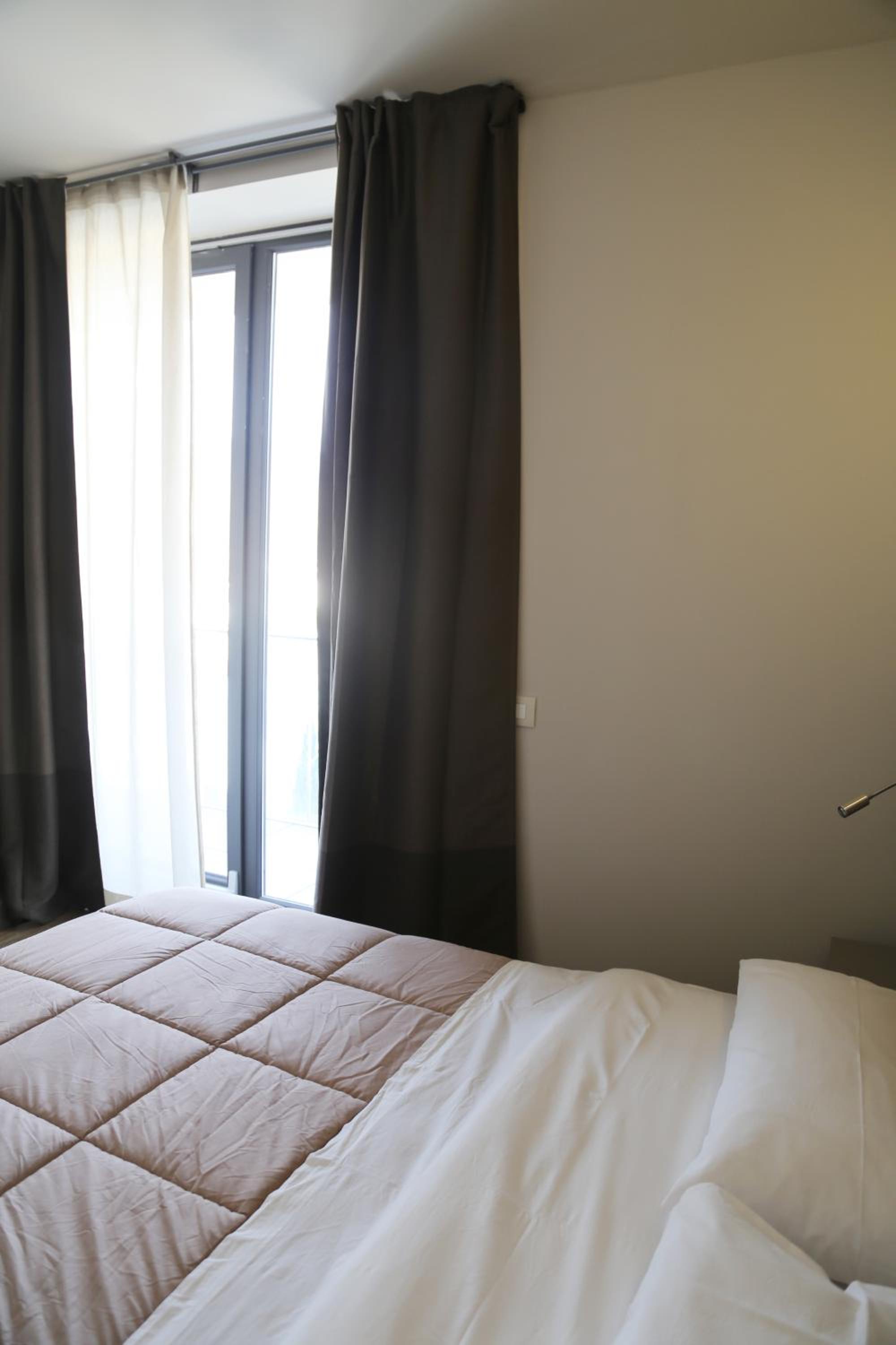Double Room - Photo 9