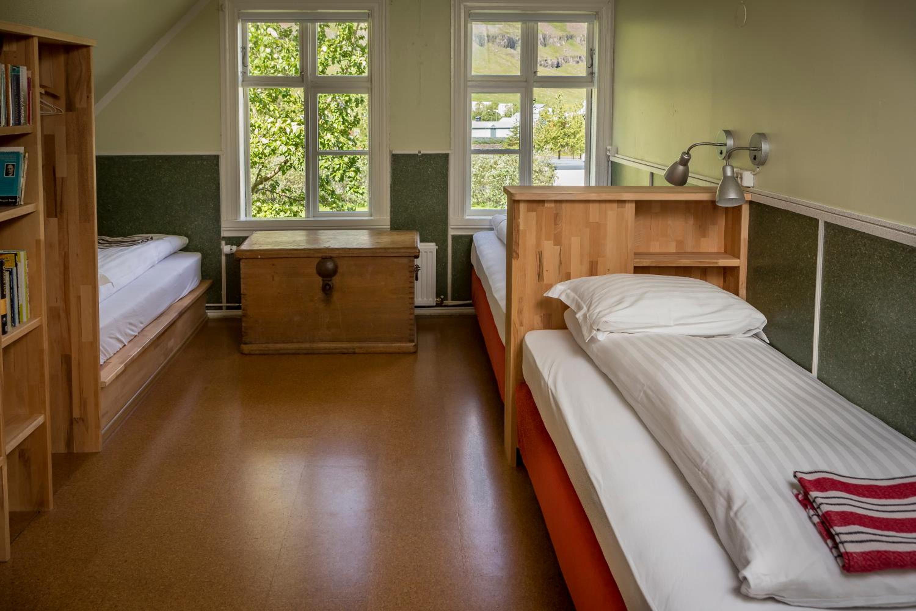 Quadruple Room with Shared Bathroom photo 1