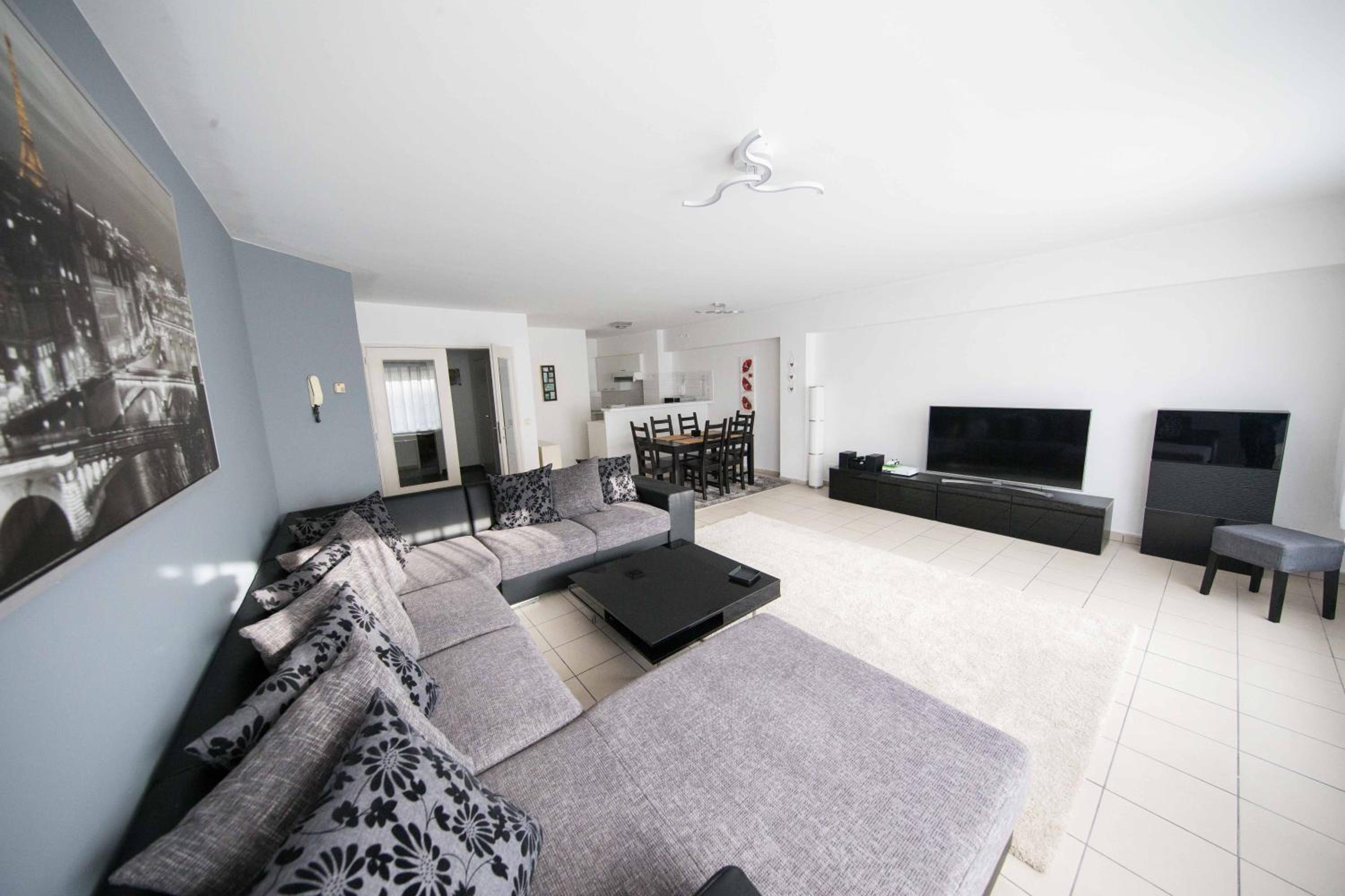 Superior Apartment photo 1