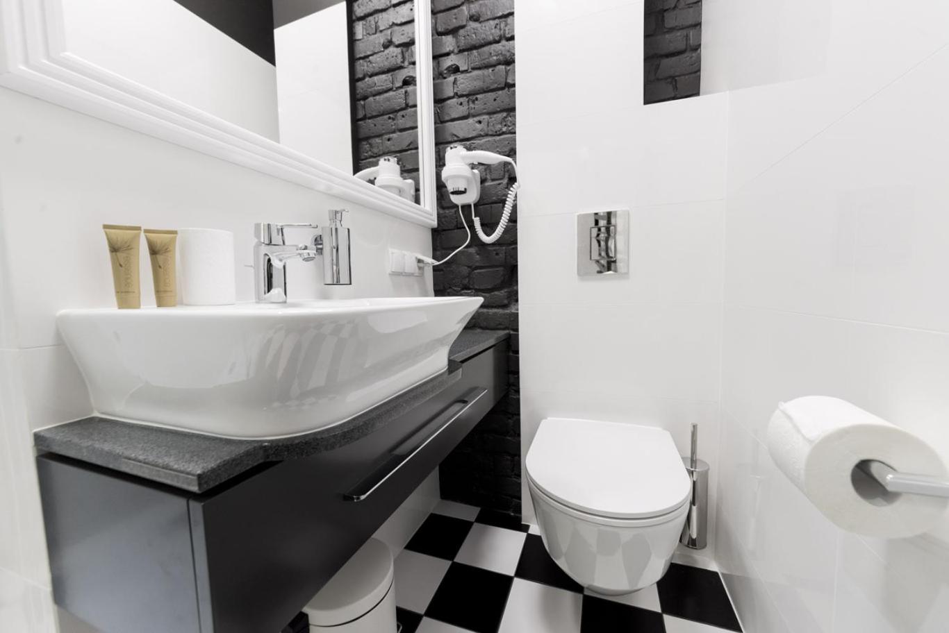 Apartment - Photo 10