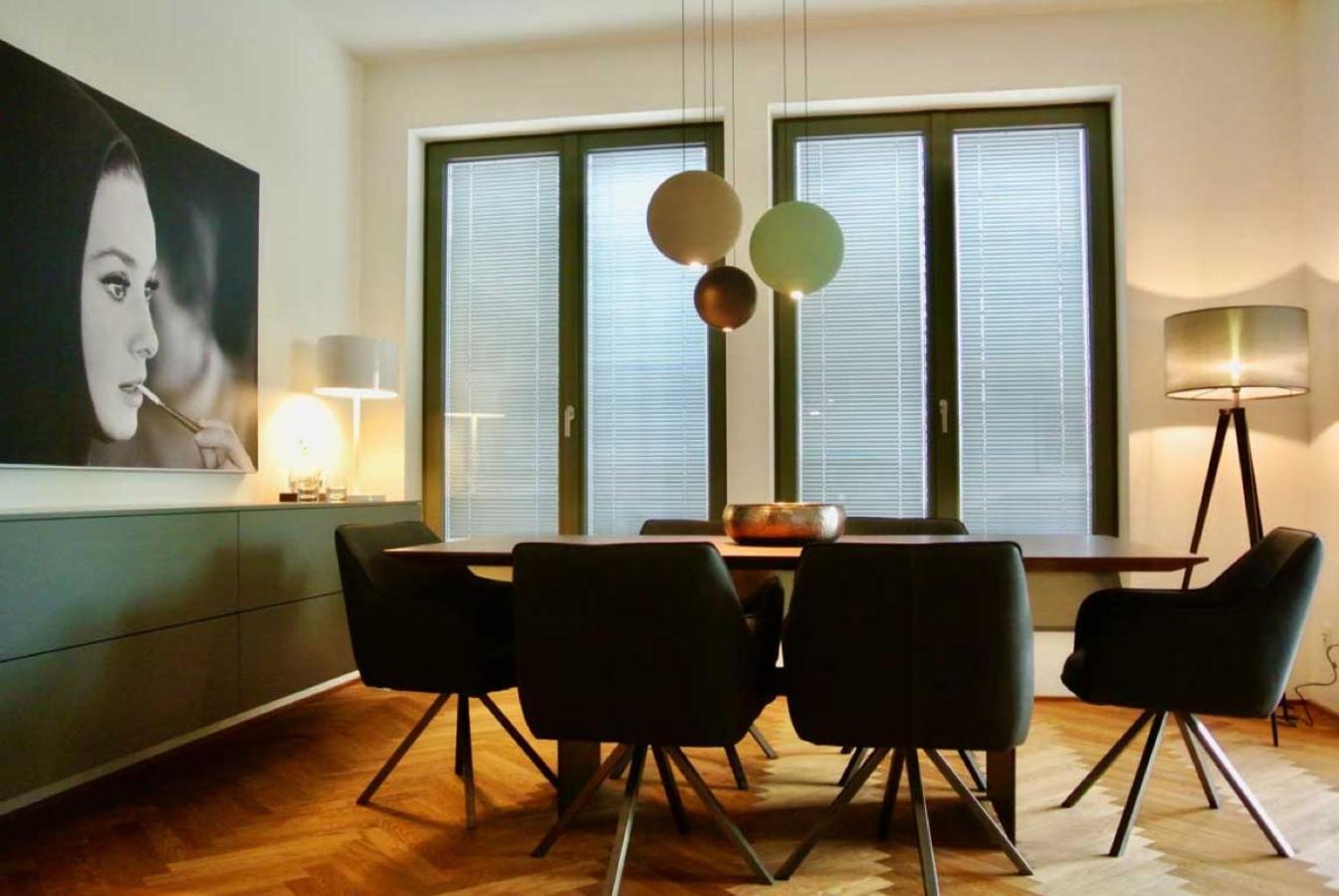 Three-Bedroom Apartment photo 2