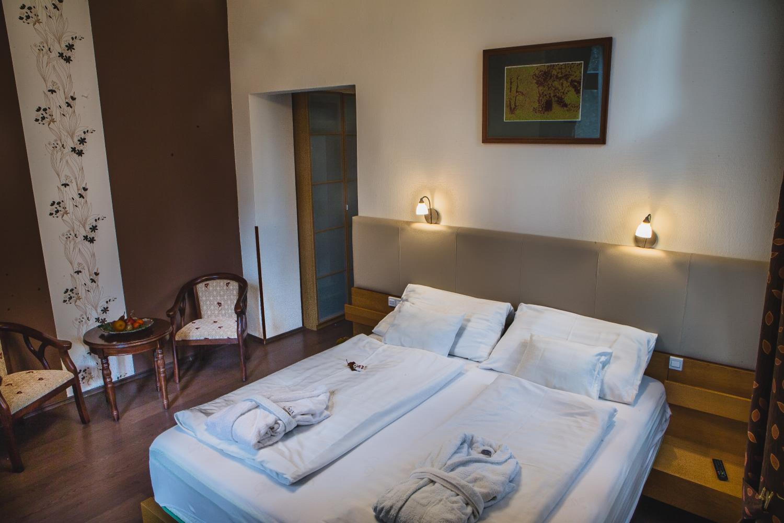 Superior Double Room - Photo 7