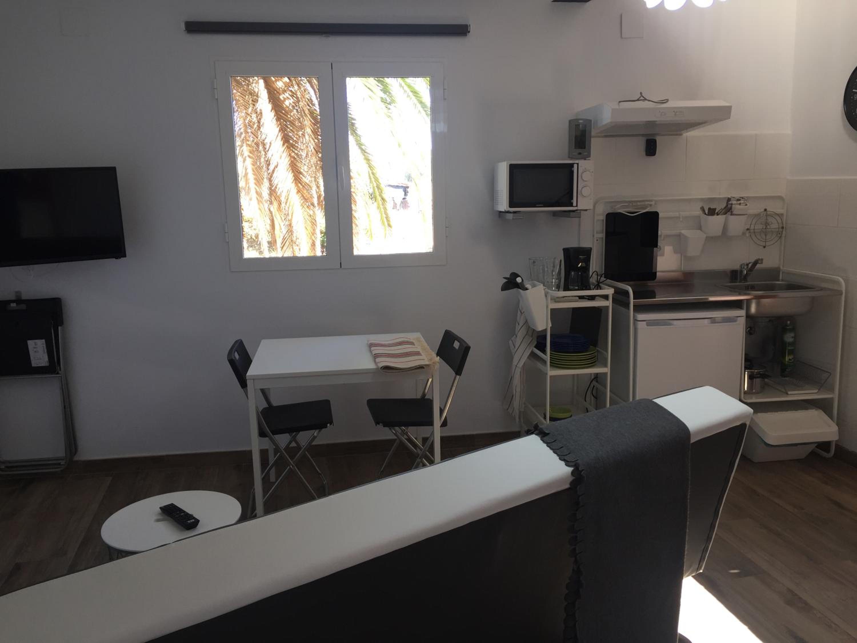 Studio - Split Level - Photo 8