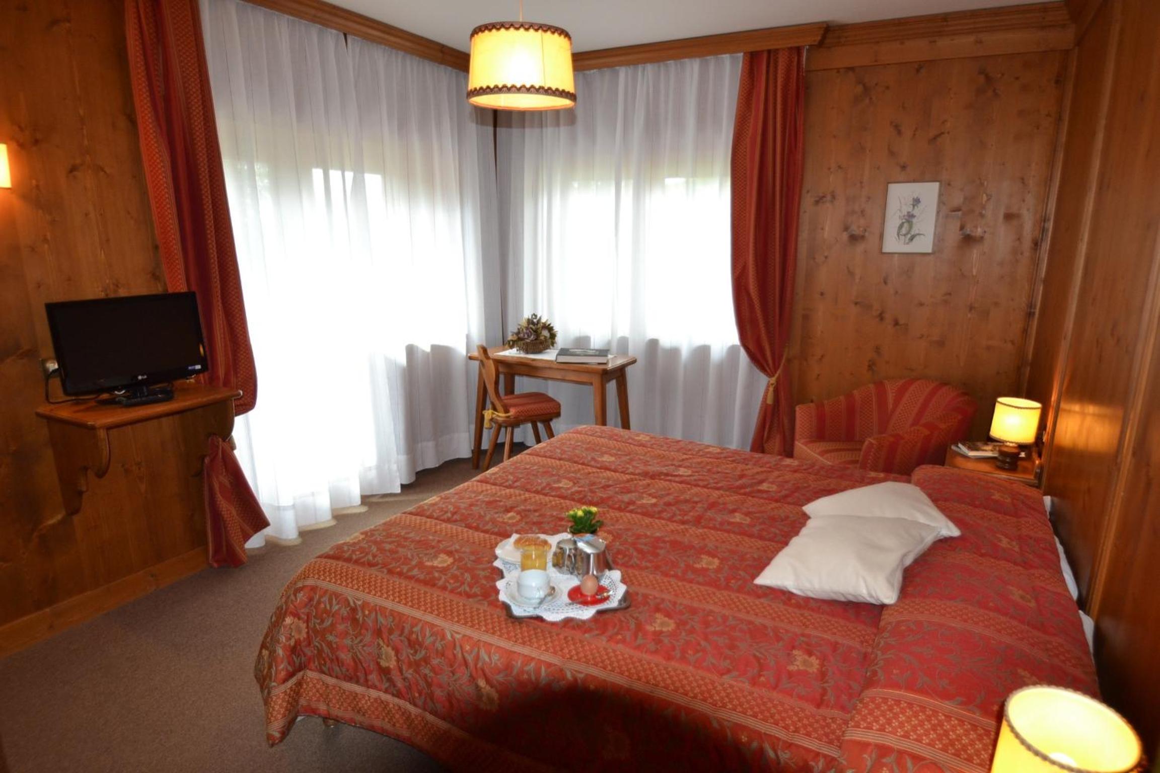 Double or Twin Room with Balcony photo 1
