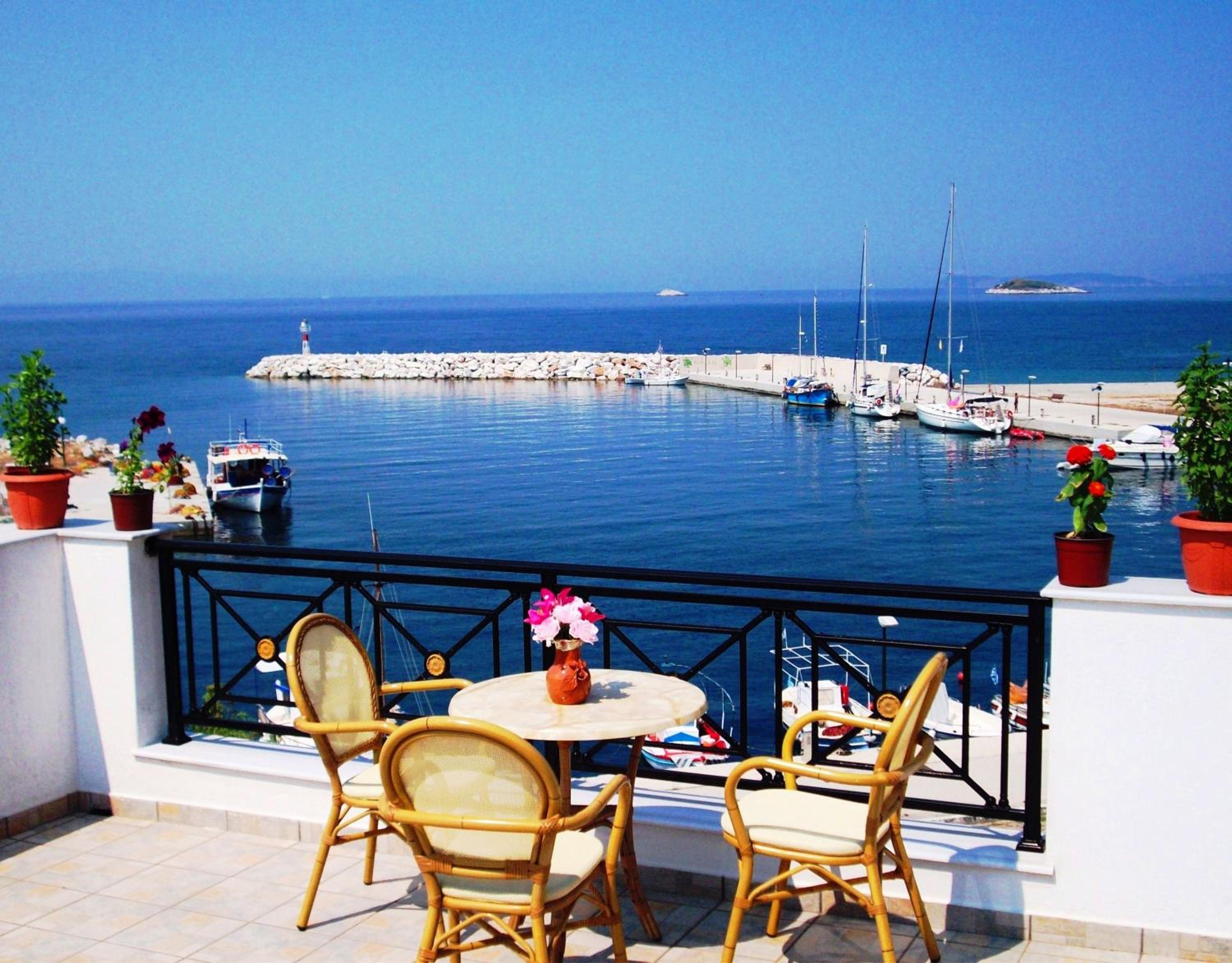 Superior Studio with Panoramic Sea View - Photo 13