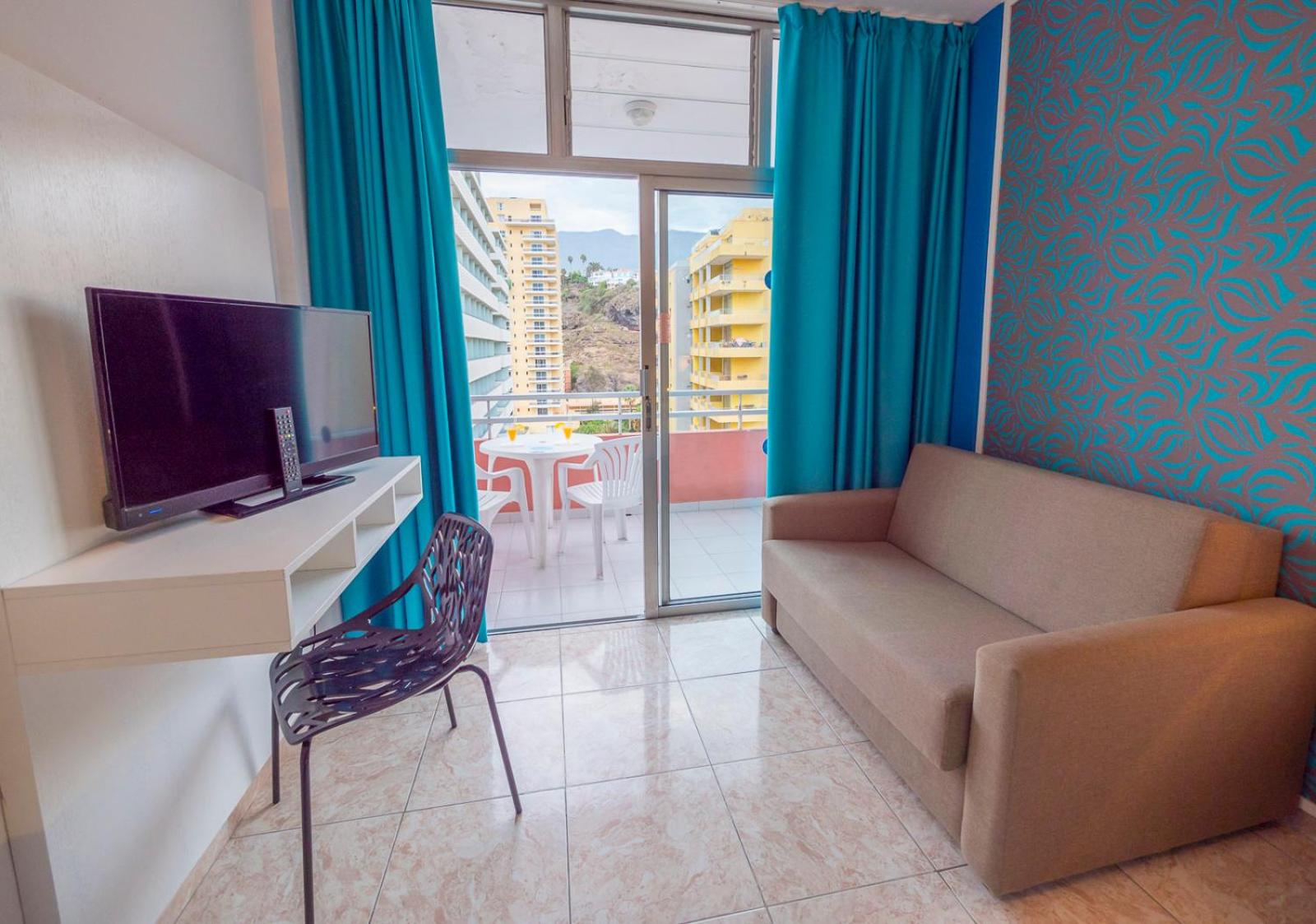 Standard Triple Room - Photo 2
