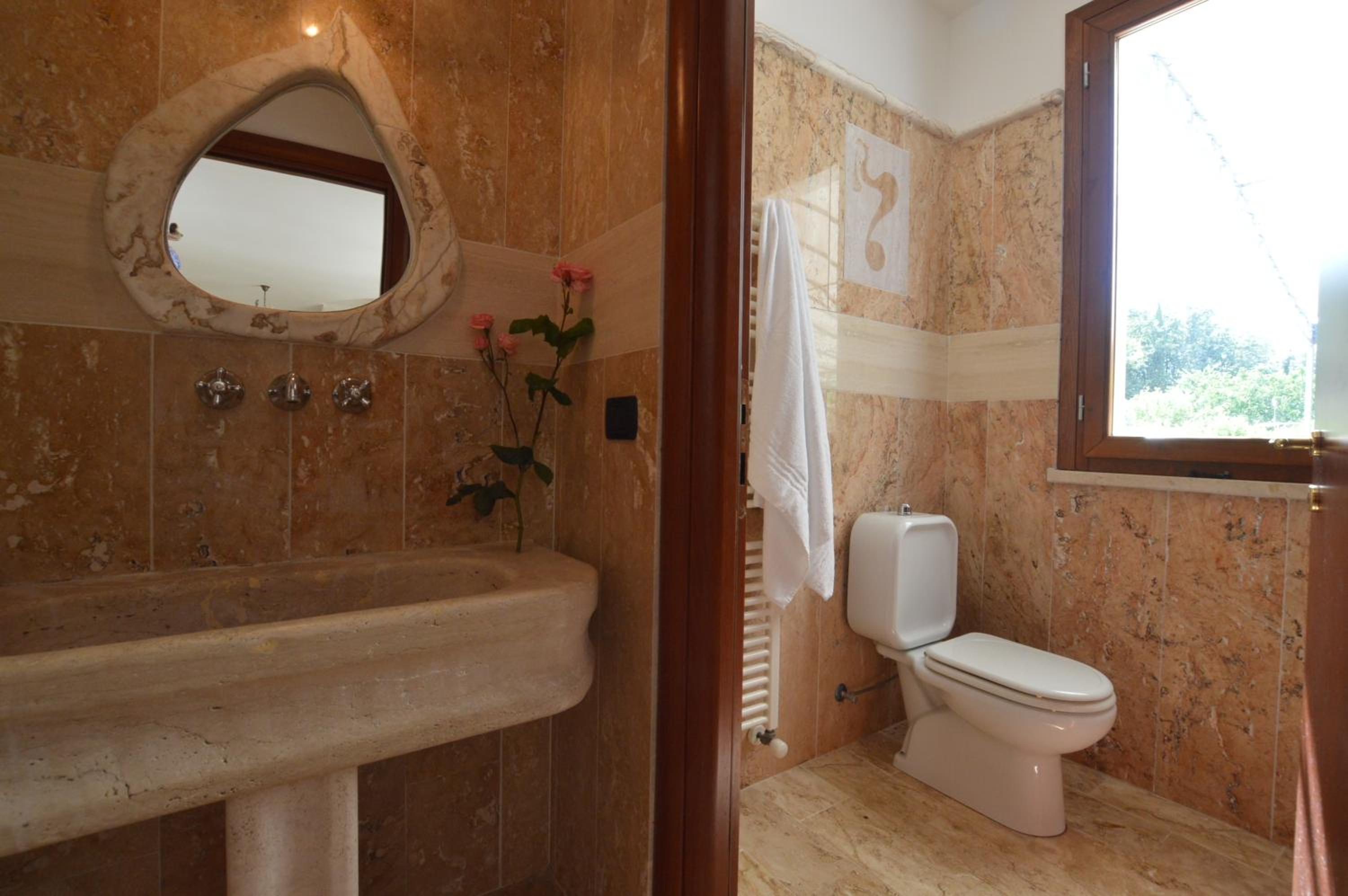 Three-Bedroom House photo 2