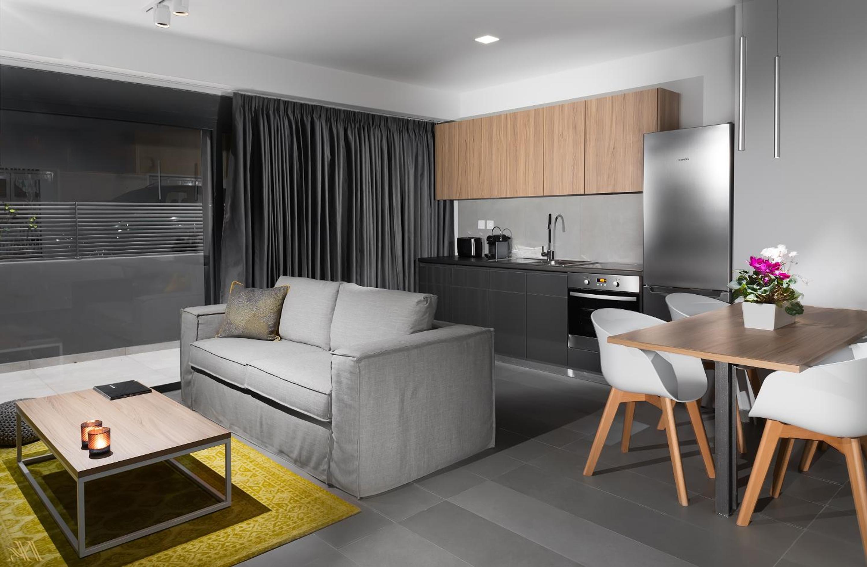 One Bedroom Apartment (Non Smoking) photo 1