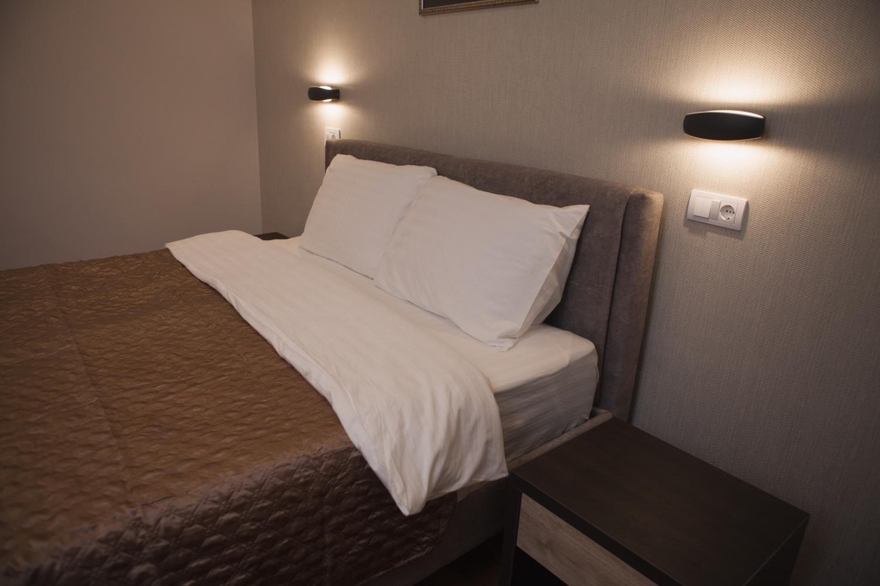 Economy Quadruple Room with Shared Bathroom photo 3