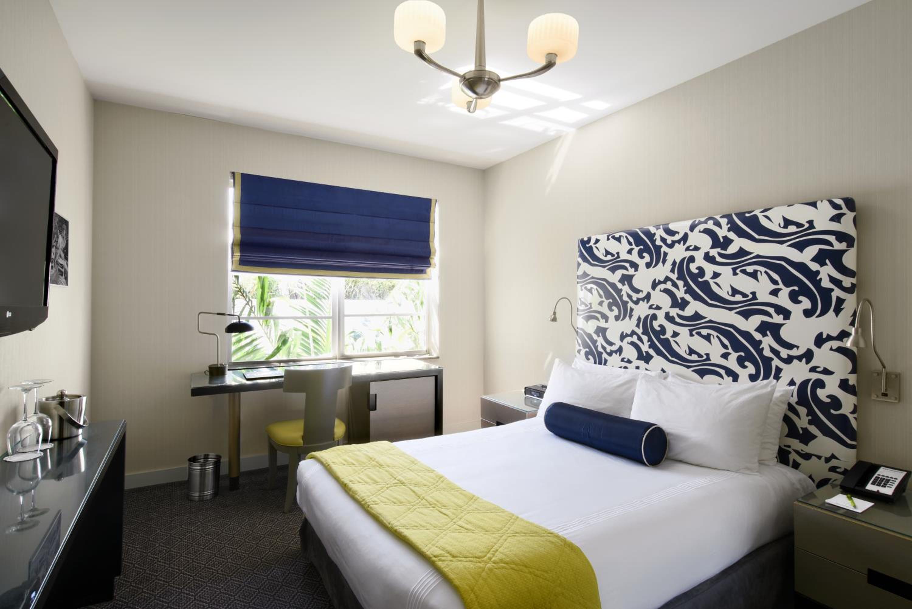 Superior with Partial Ocean View - Photo 3