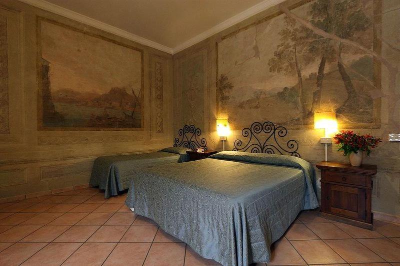 Triple Room With Private Shower and Shared Toilet photo 2