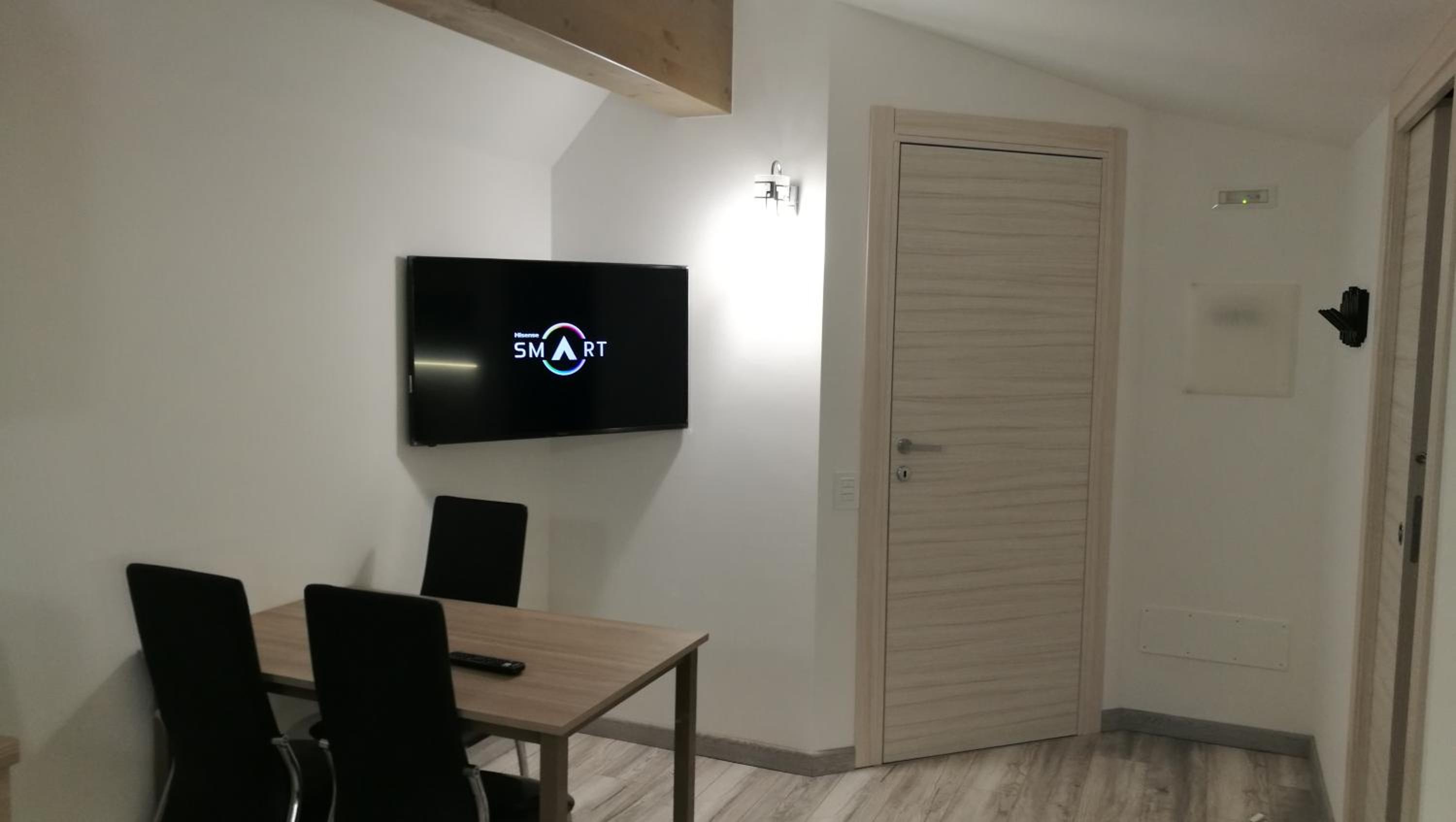Studio Apartment - Photo 35