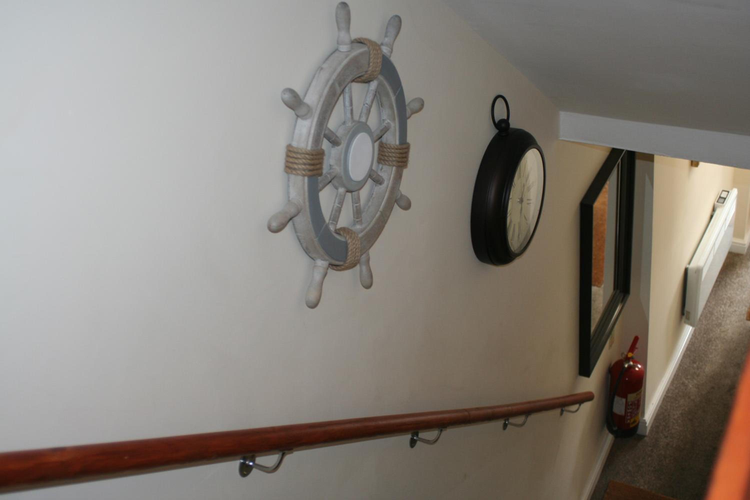 Deluxe Room (2 Adults + 1 Child) - Photo 36