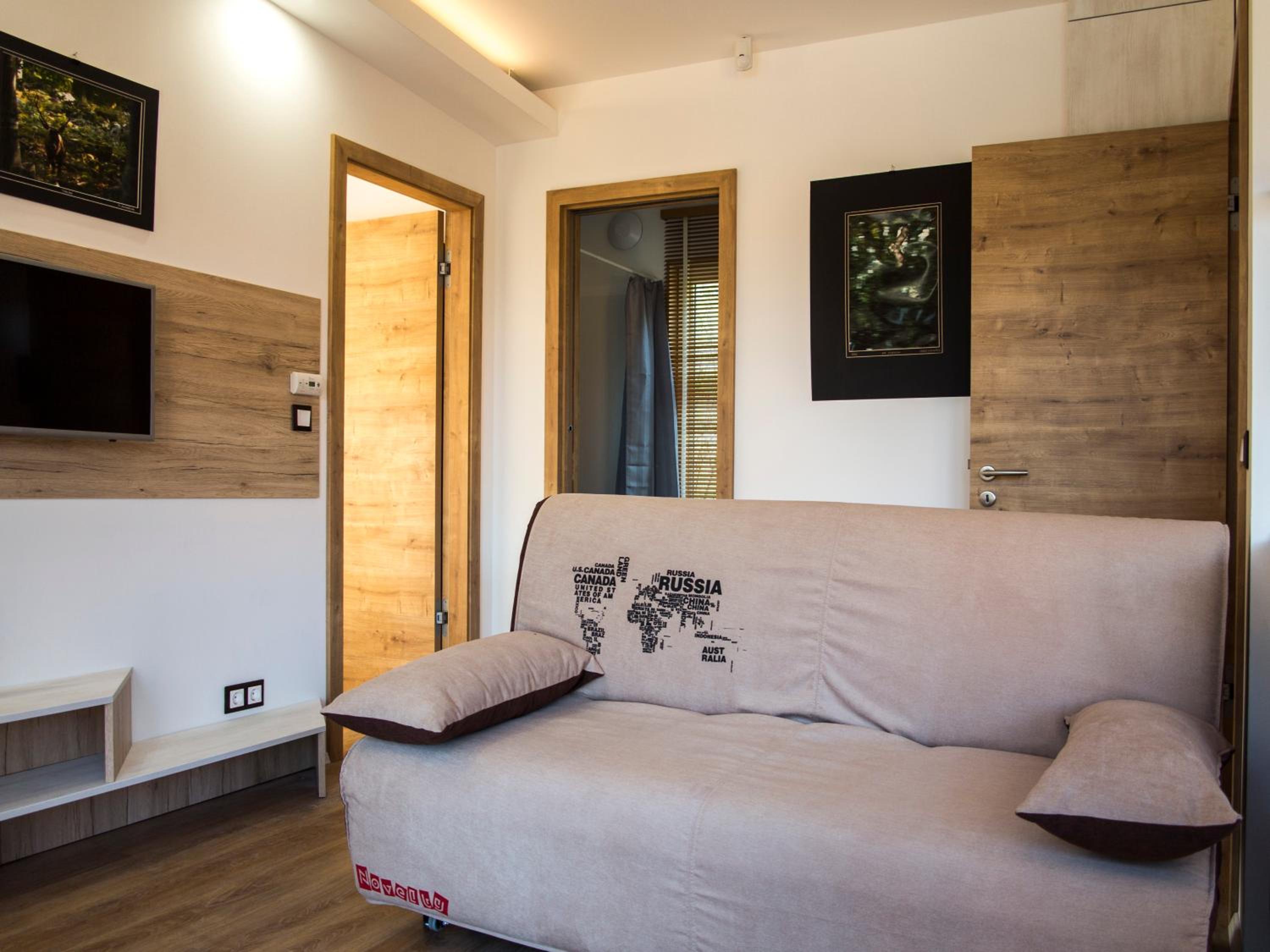 Two-Bedroom House - Photo 7