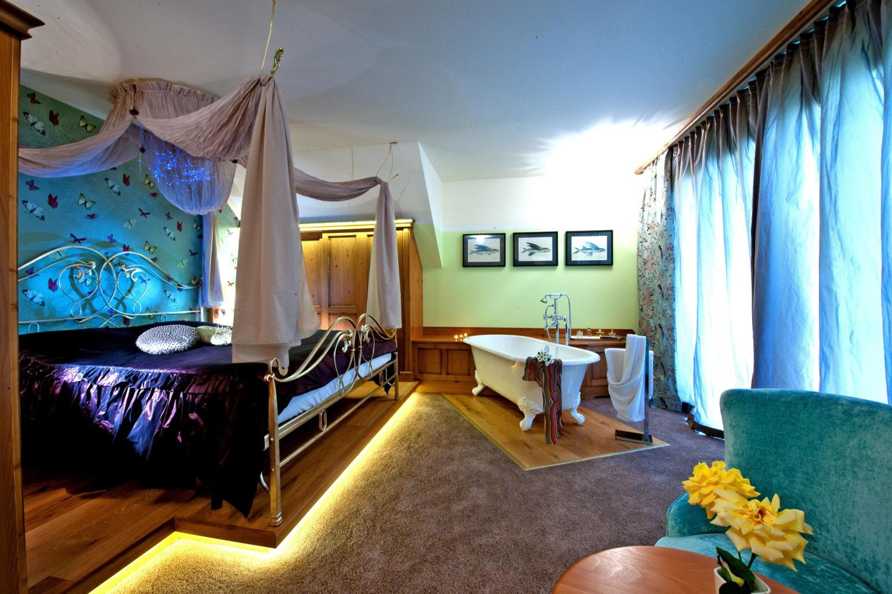 Deluxe Suite with River View