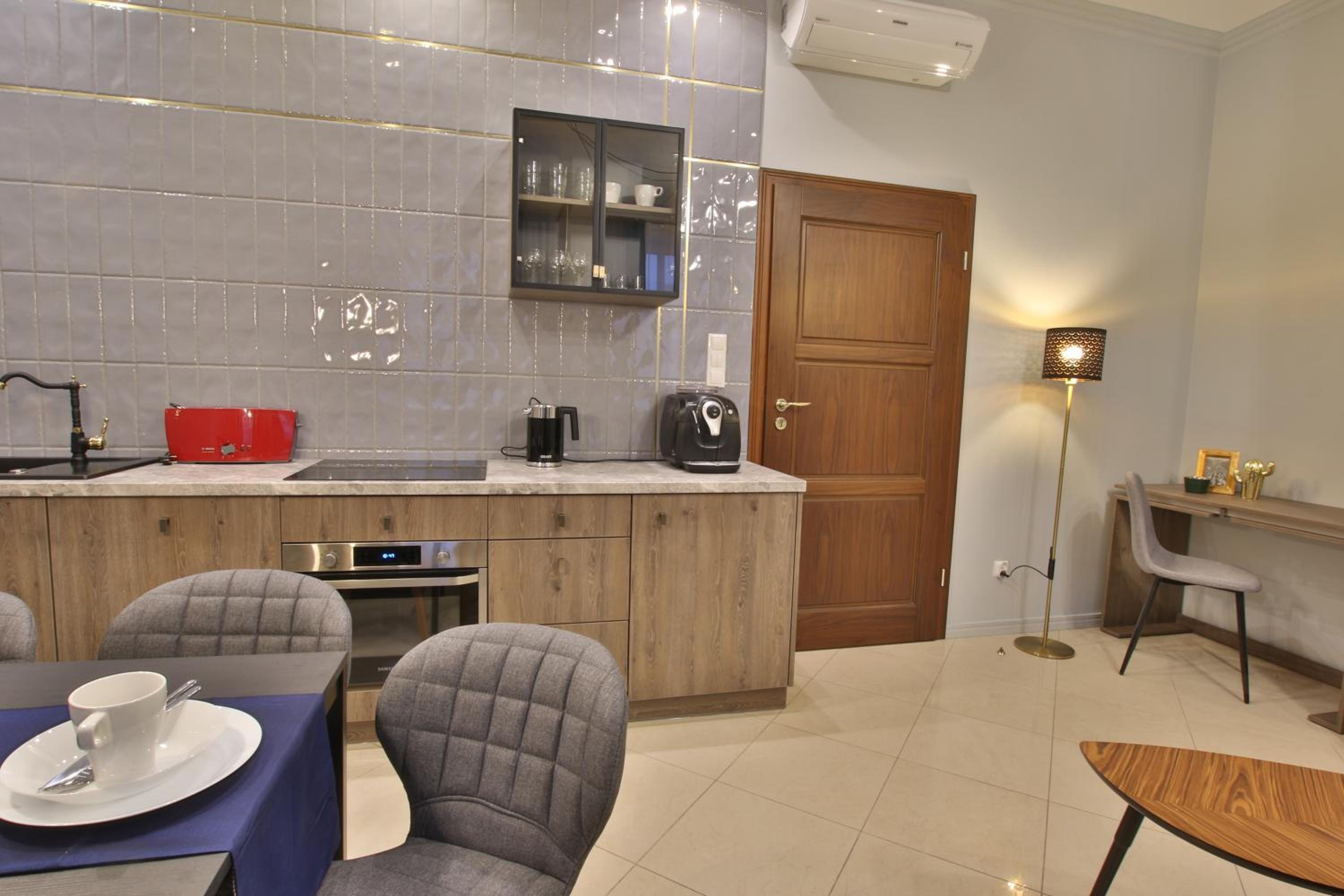 Deluxe Apartment - Photo 12