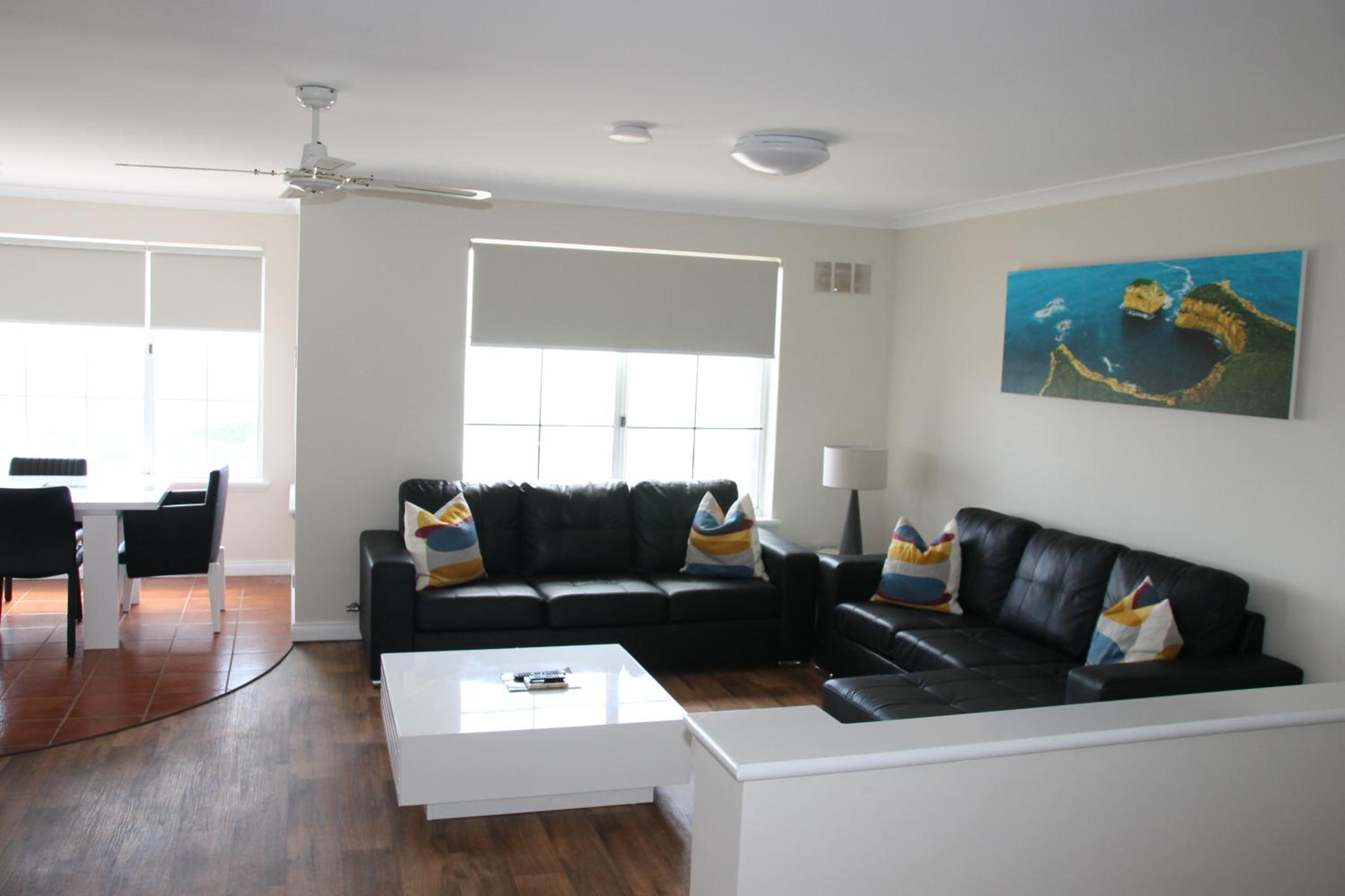 Two-Bedroom Apartment photo 3