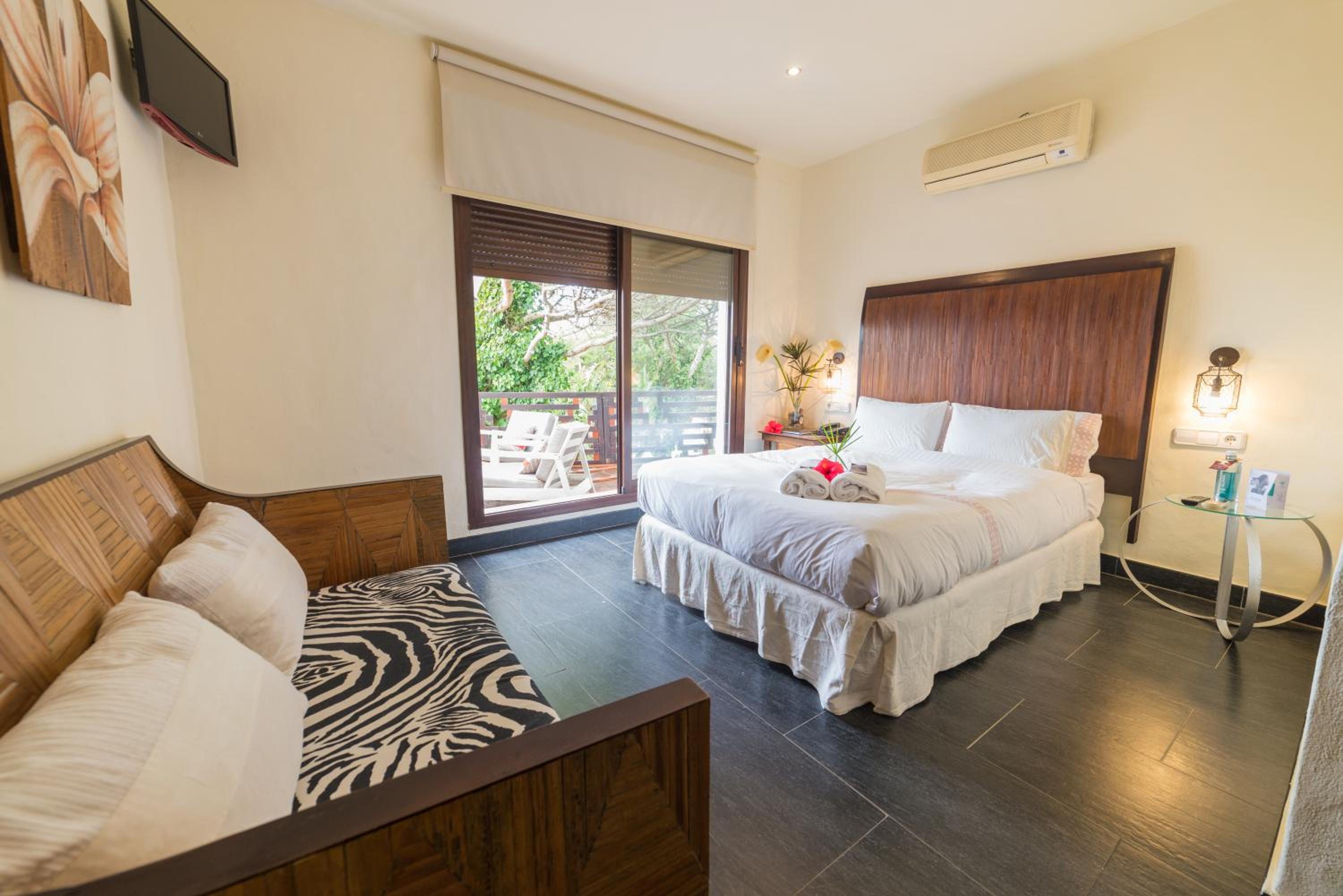 Habitación Doble Superior con Balcón y Vista al Mar