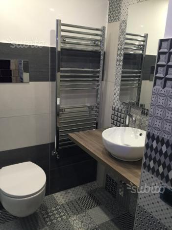 Deluxe Suite with Jacuzzi - Photo 23