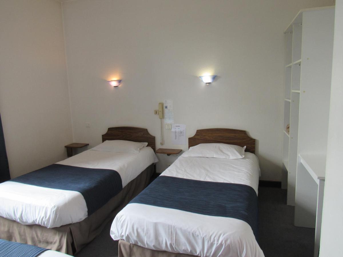 Double Room - Photo 7