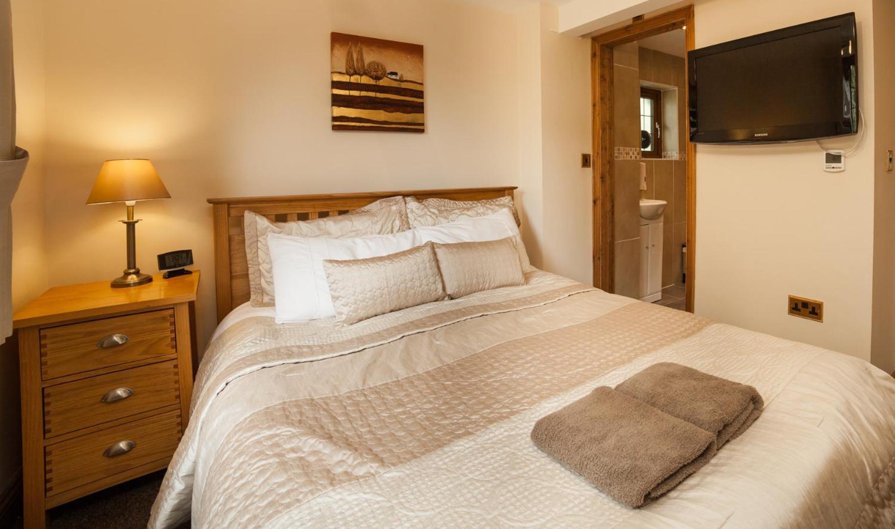 Small Double Room - Photo 4