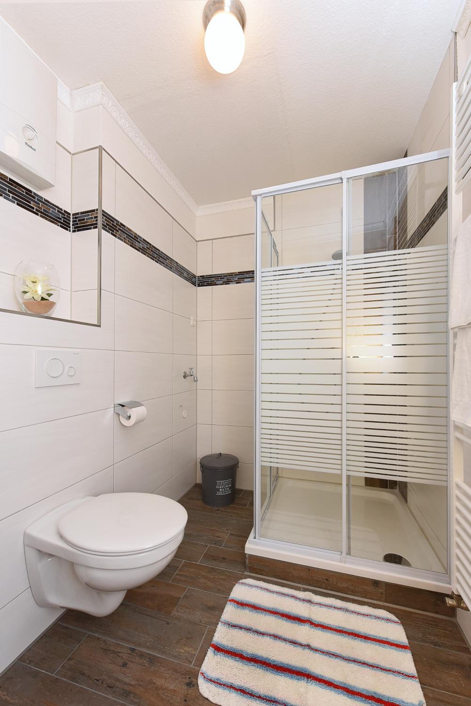 One-Bedroom Apartment - Photo 18