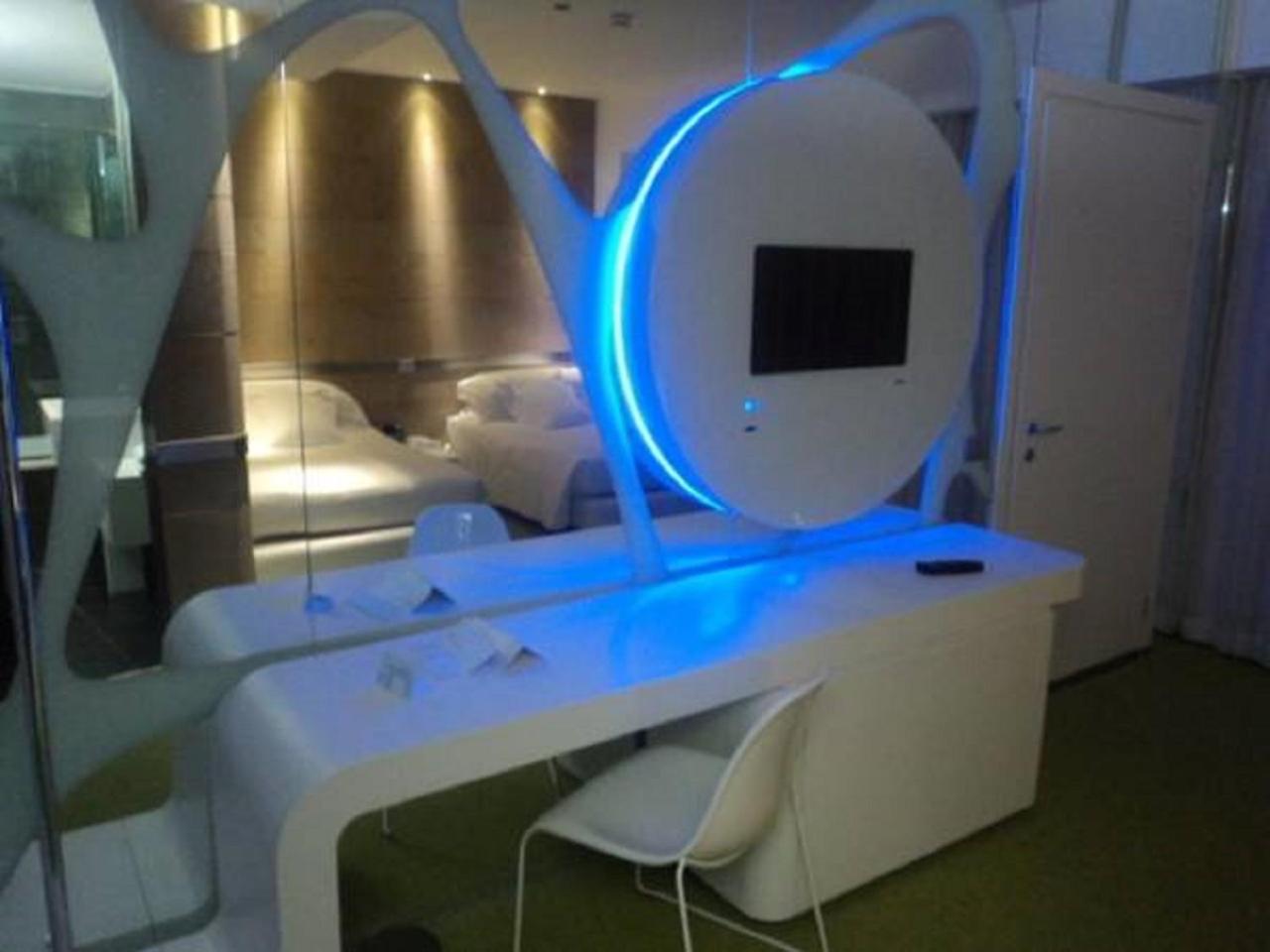 Superior Double or Twin Room photo 2
