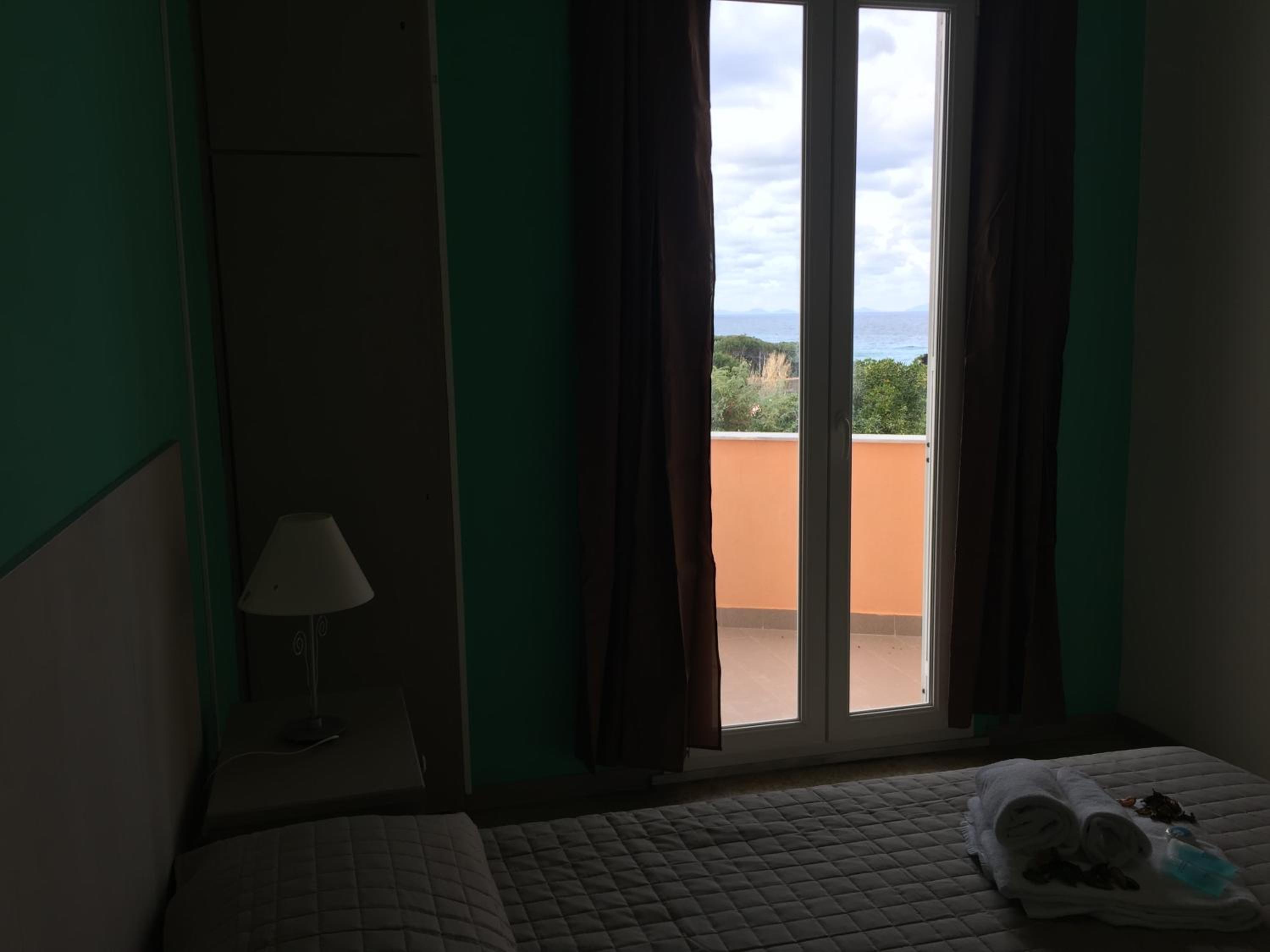 Quadruple Room with Sea View photo 3