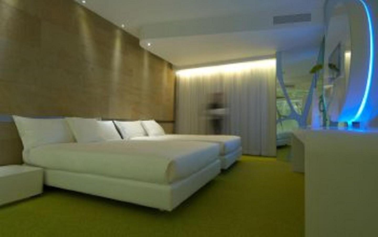 Superior Double or Twin Room photo 3