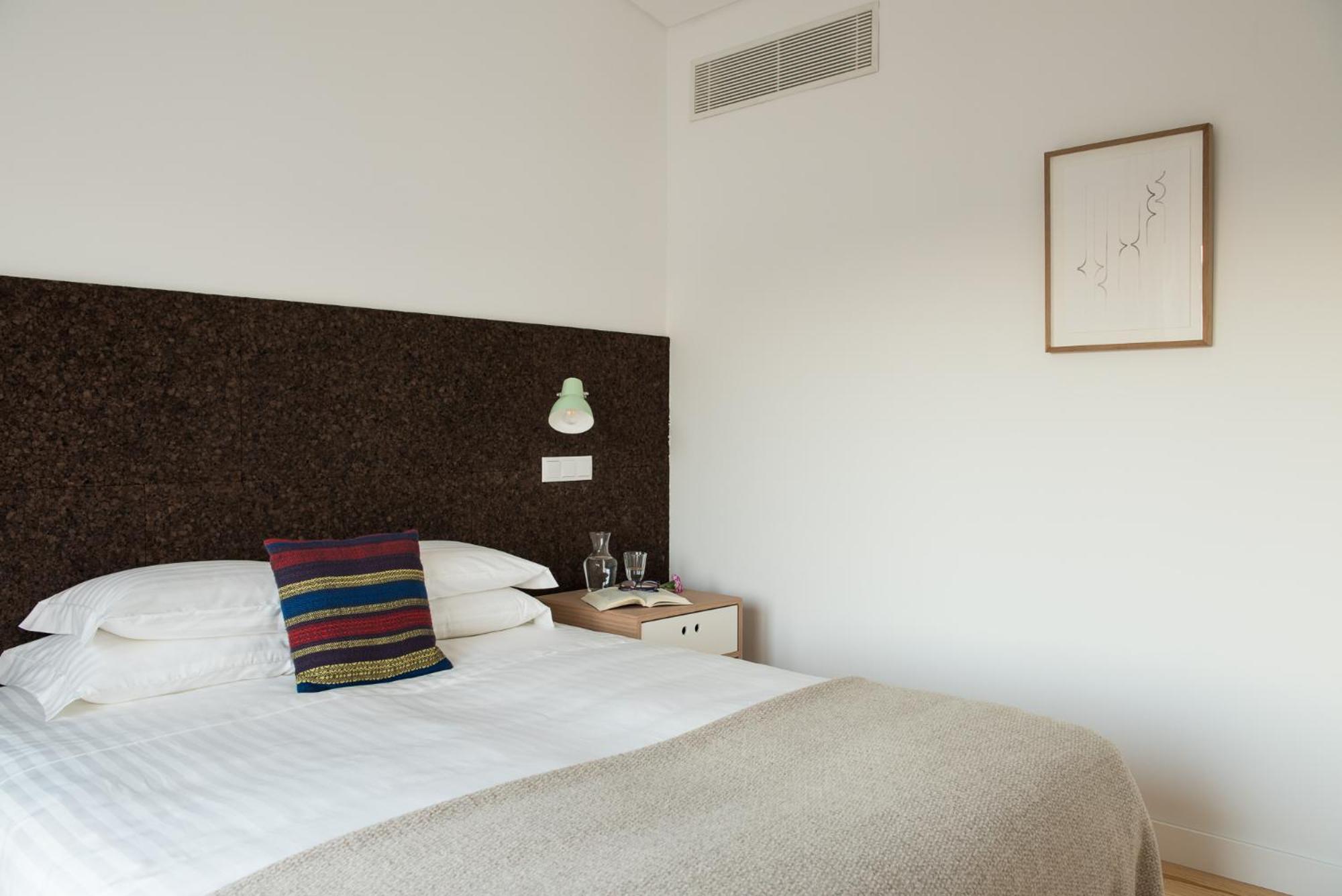 Two-Bedroom House - Photo 12