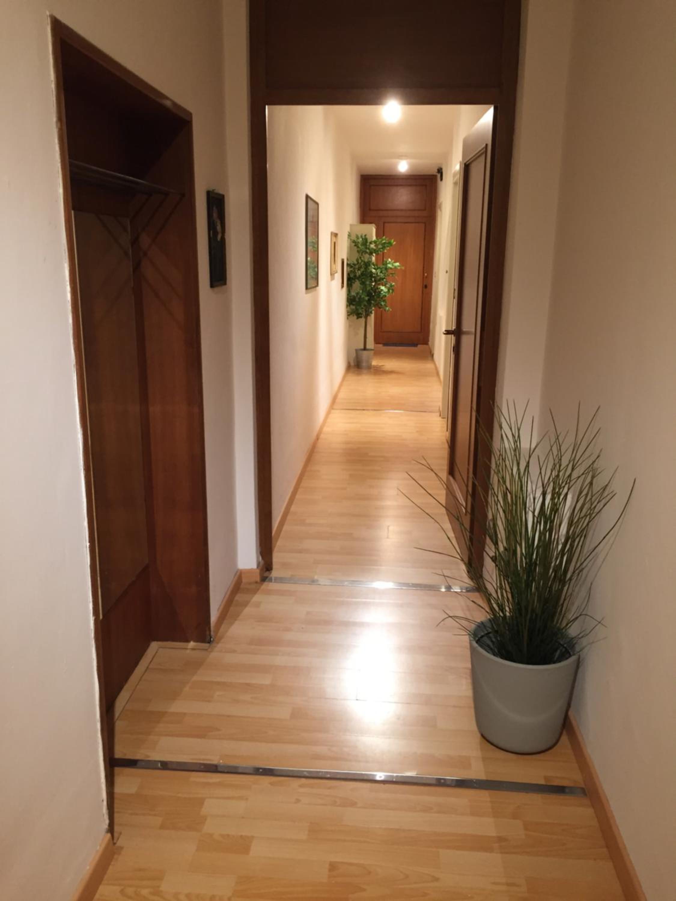 Apartment with Shower