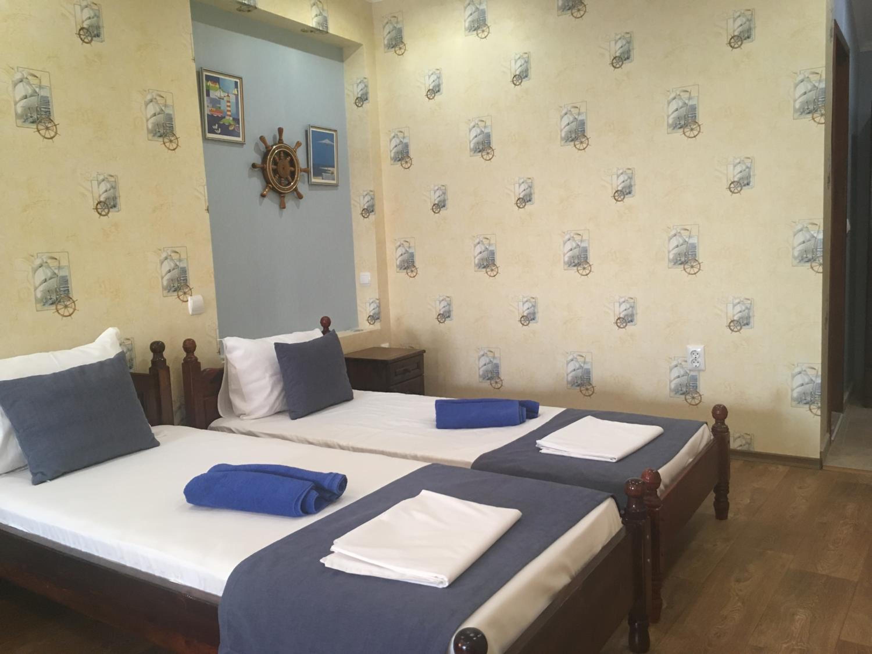 Quadruple Room with Sea View and Balcony photo 2
