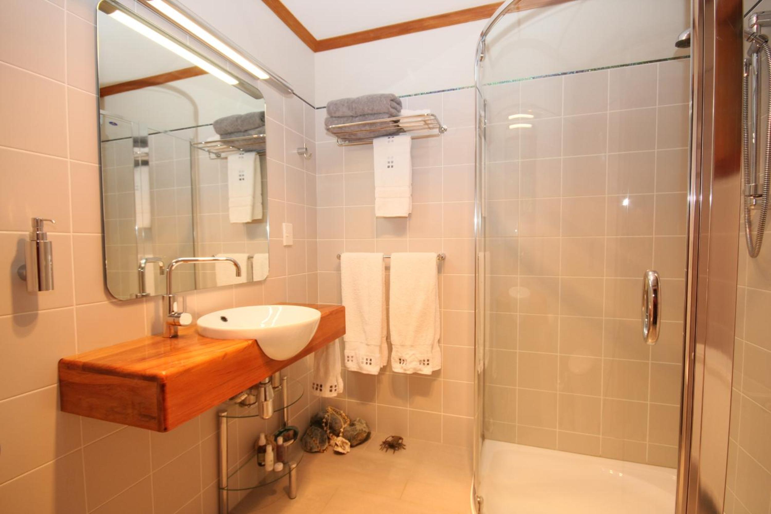 Starboard King Room  photo 3