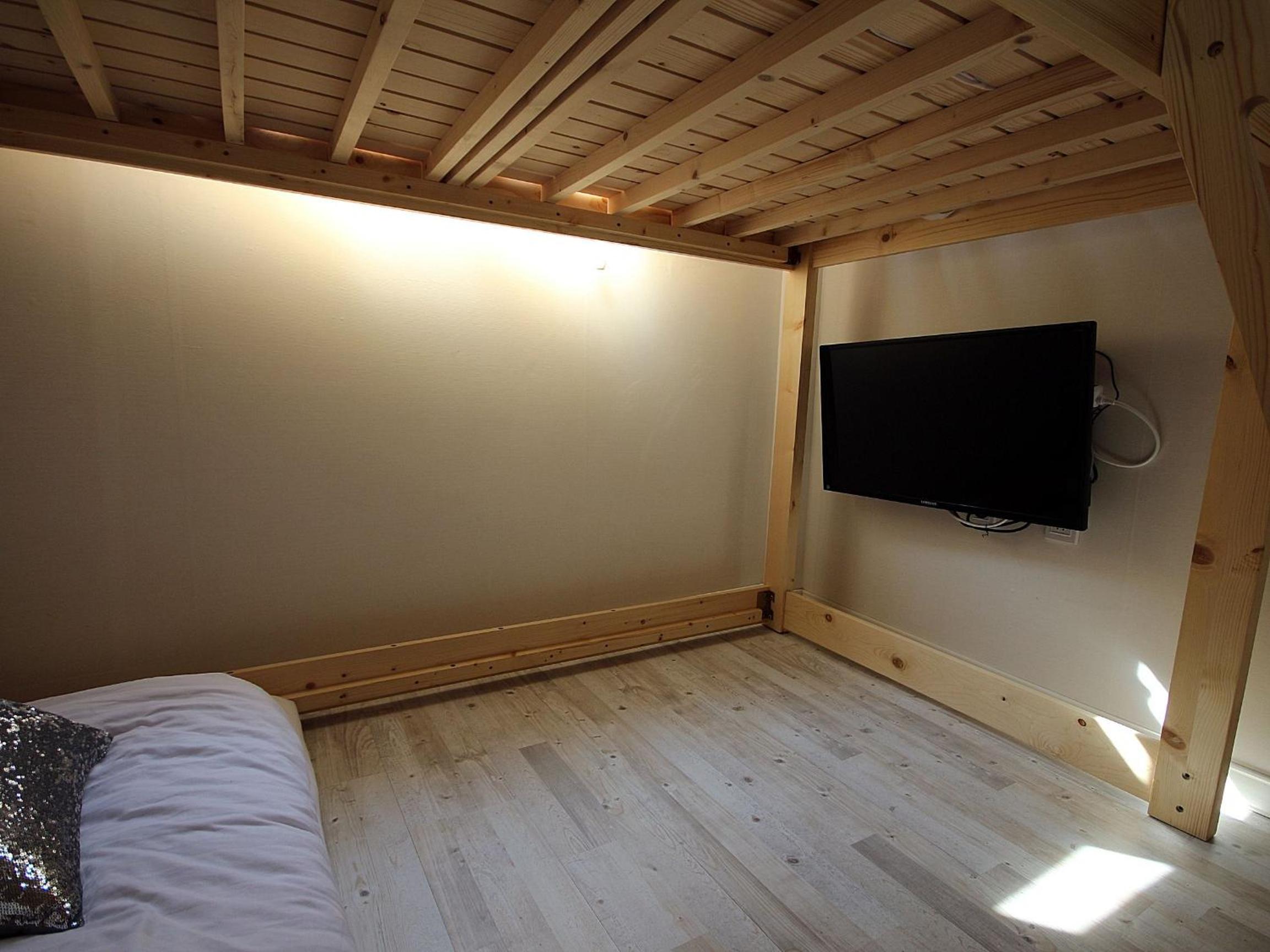 Twin Room - Photo 4