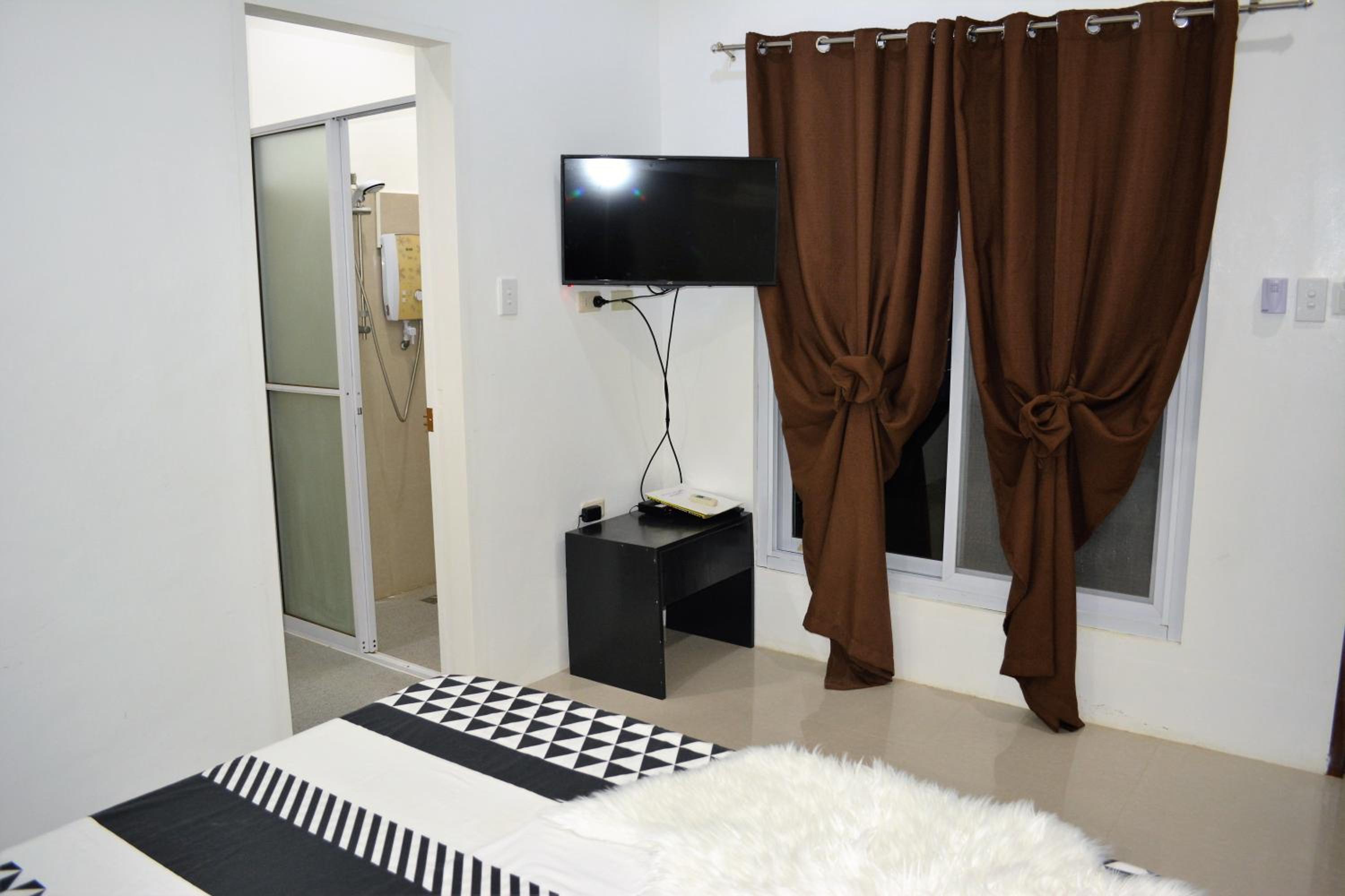 Deluxe Queen Room photo 2