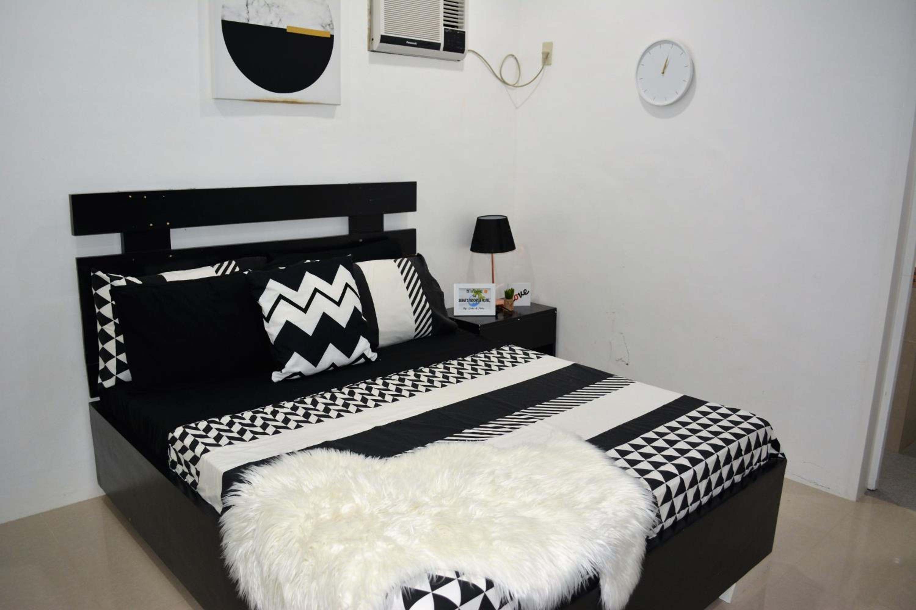 Deluxe Queen Room photo 1